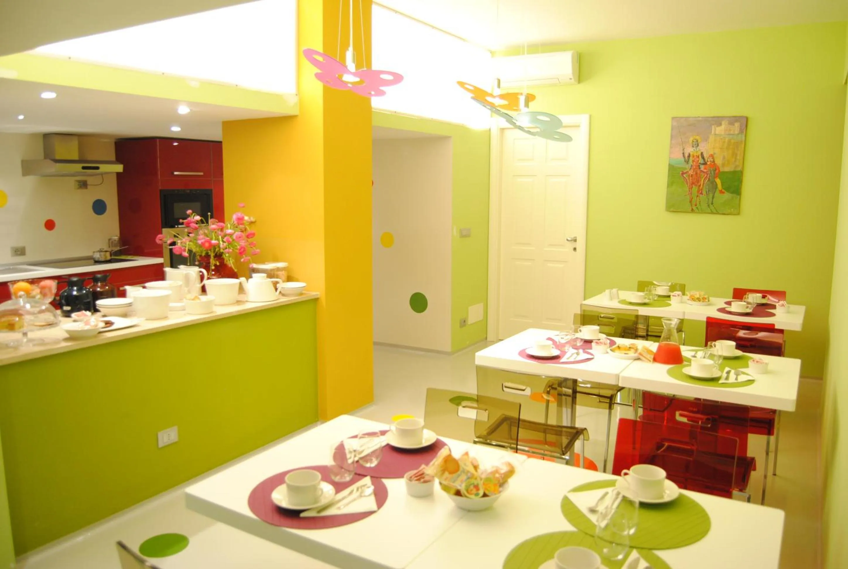 Restaurant/places to eat in Affittacamere Stazione Valmontone