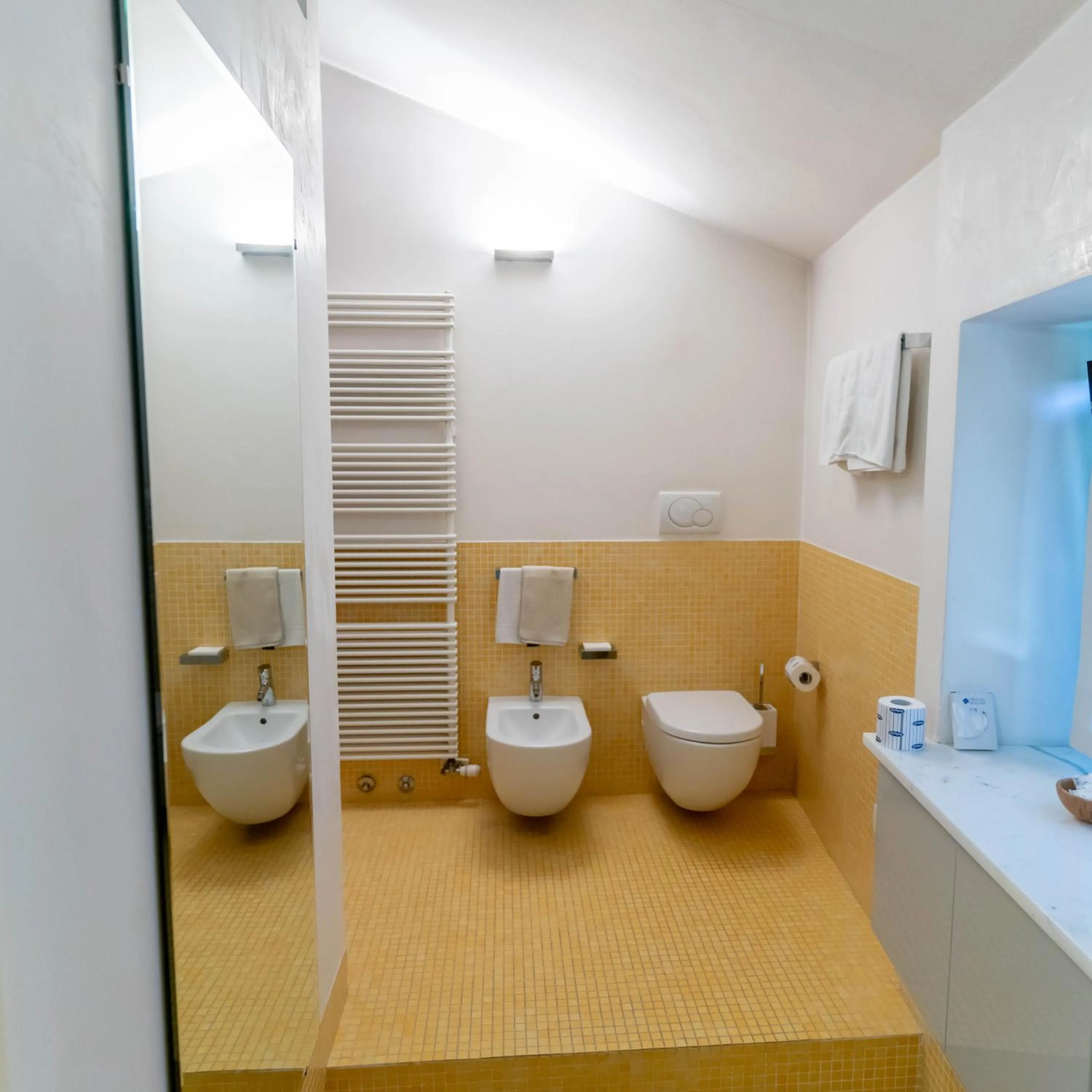 Shower in A Casa di Tom