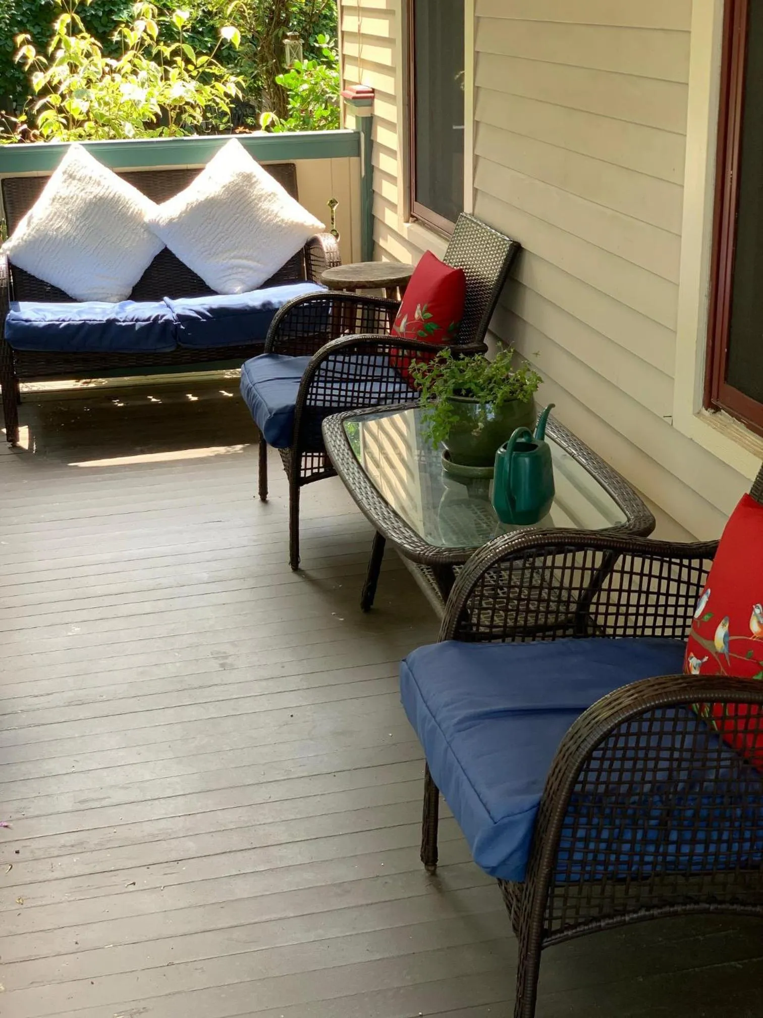 Property building in Artful Lodger