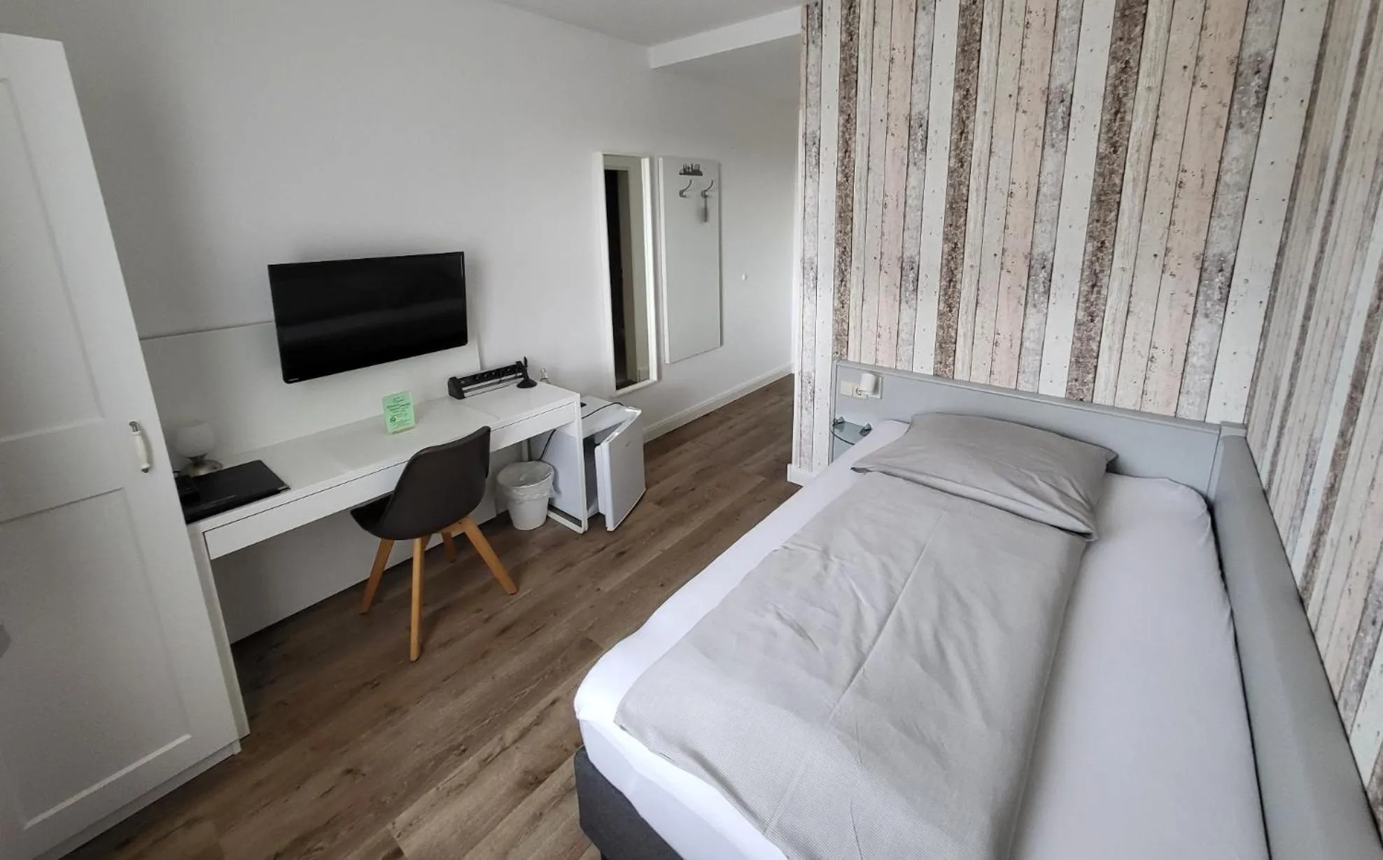 Bed in City Hotel Franziska