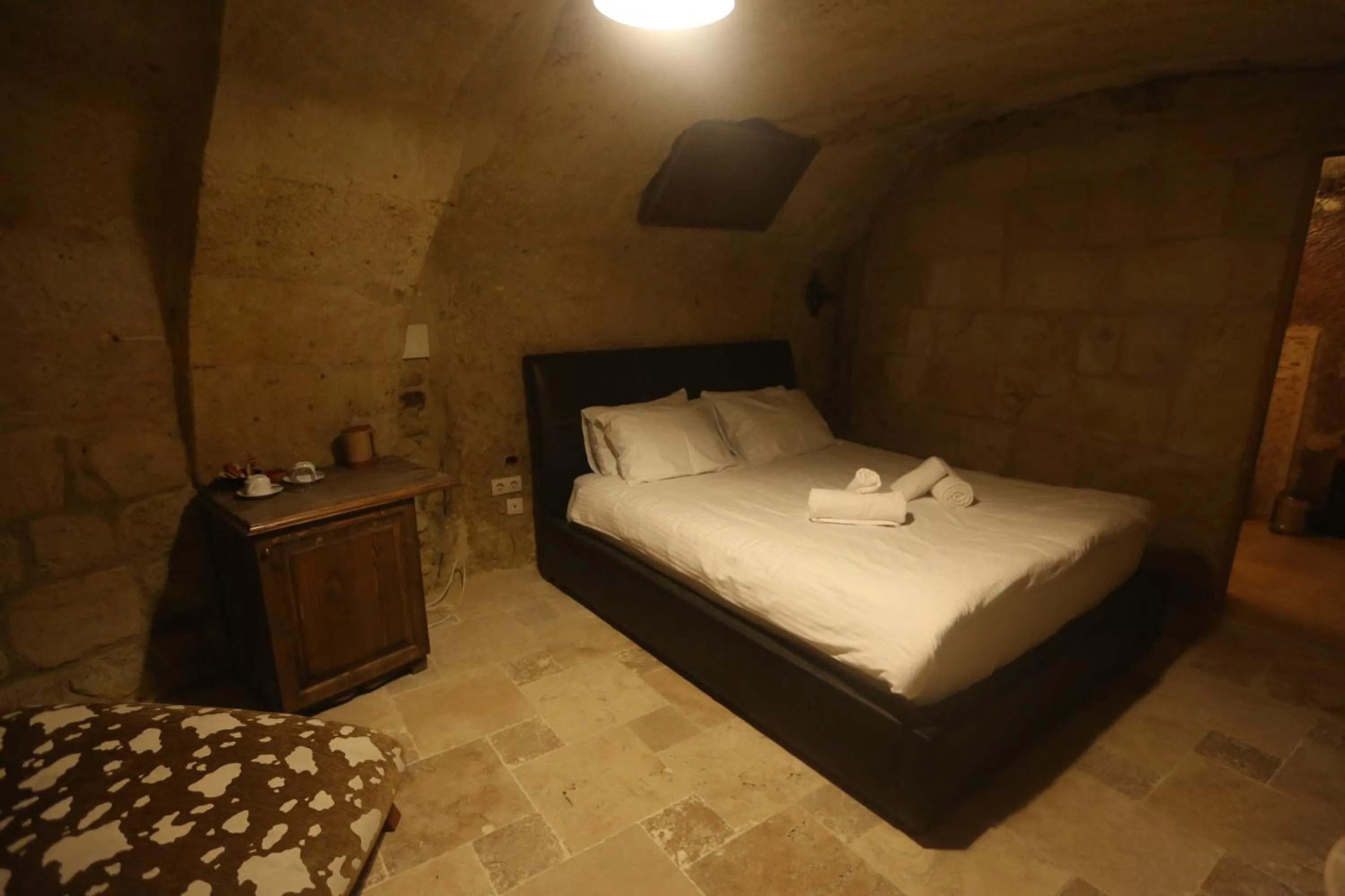Photo of the whole room in ROCA CAPPADOCIA