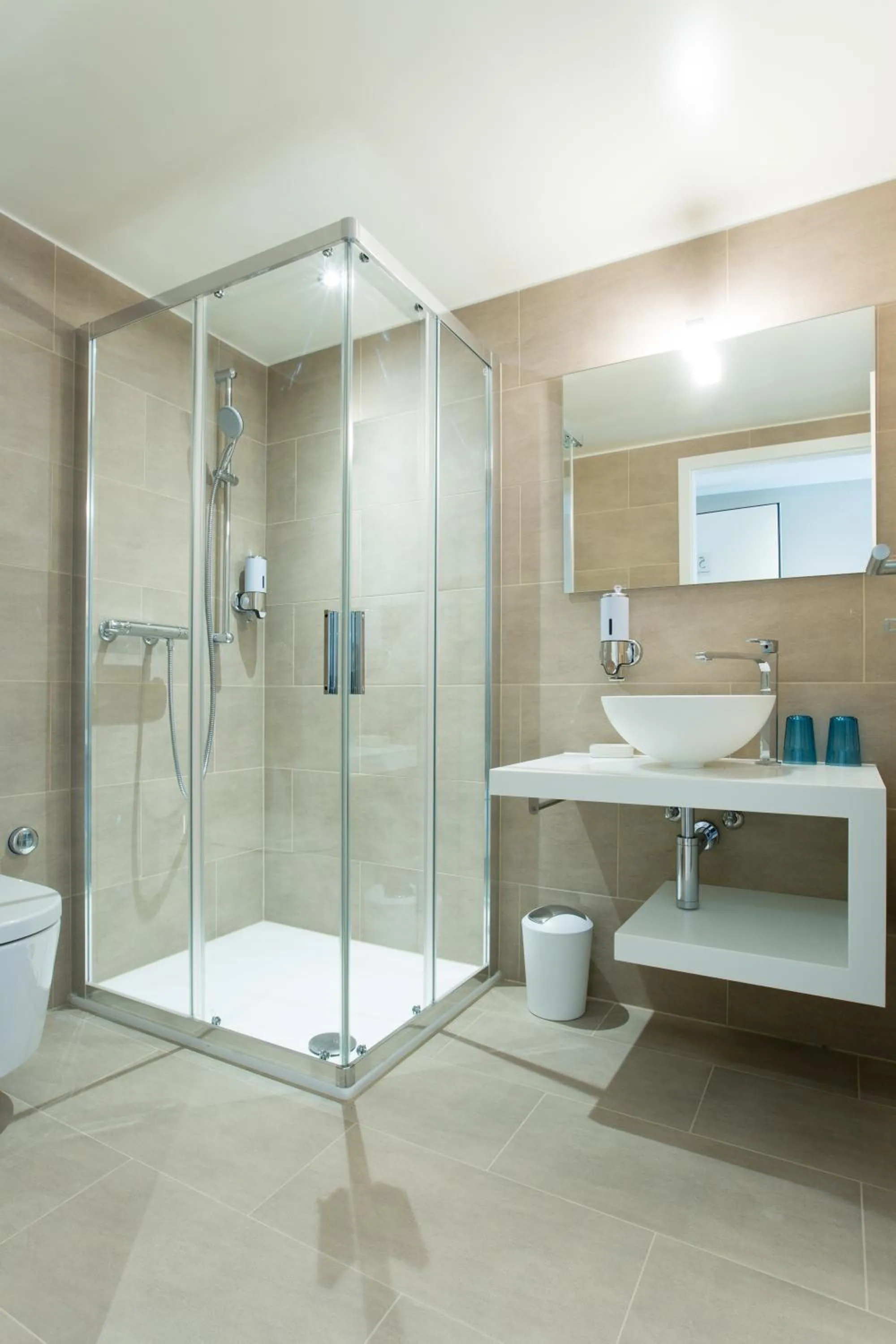 Shower in Auberge des Grands Bois