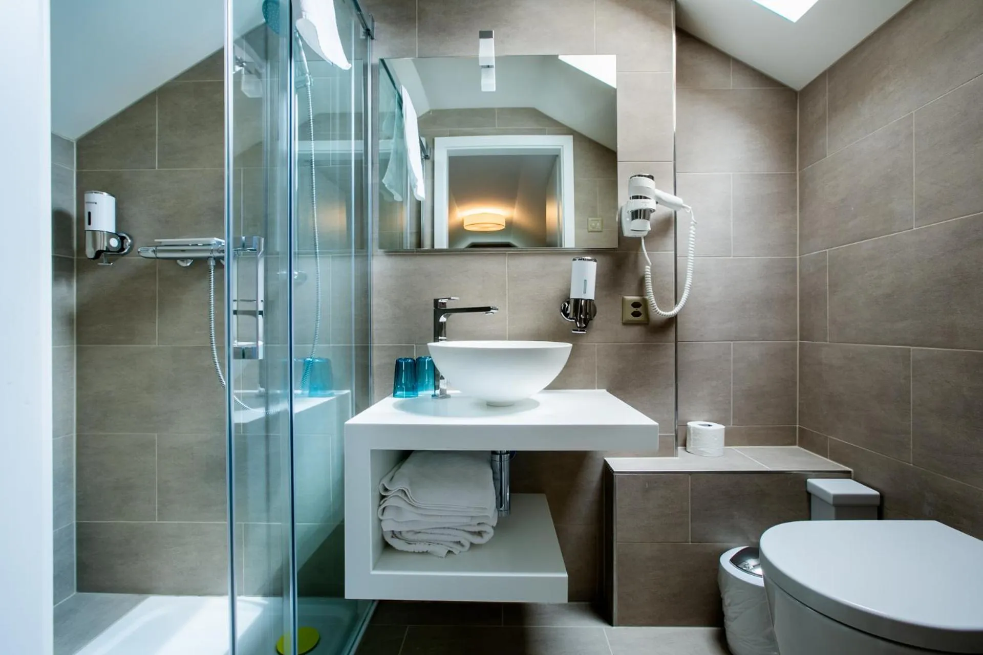 Shower in Auberge des Grands Bois