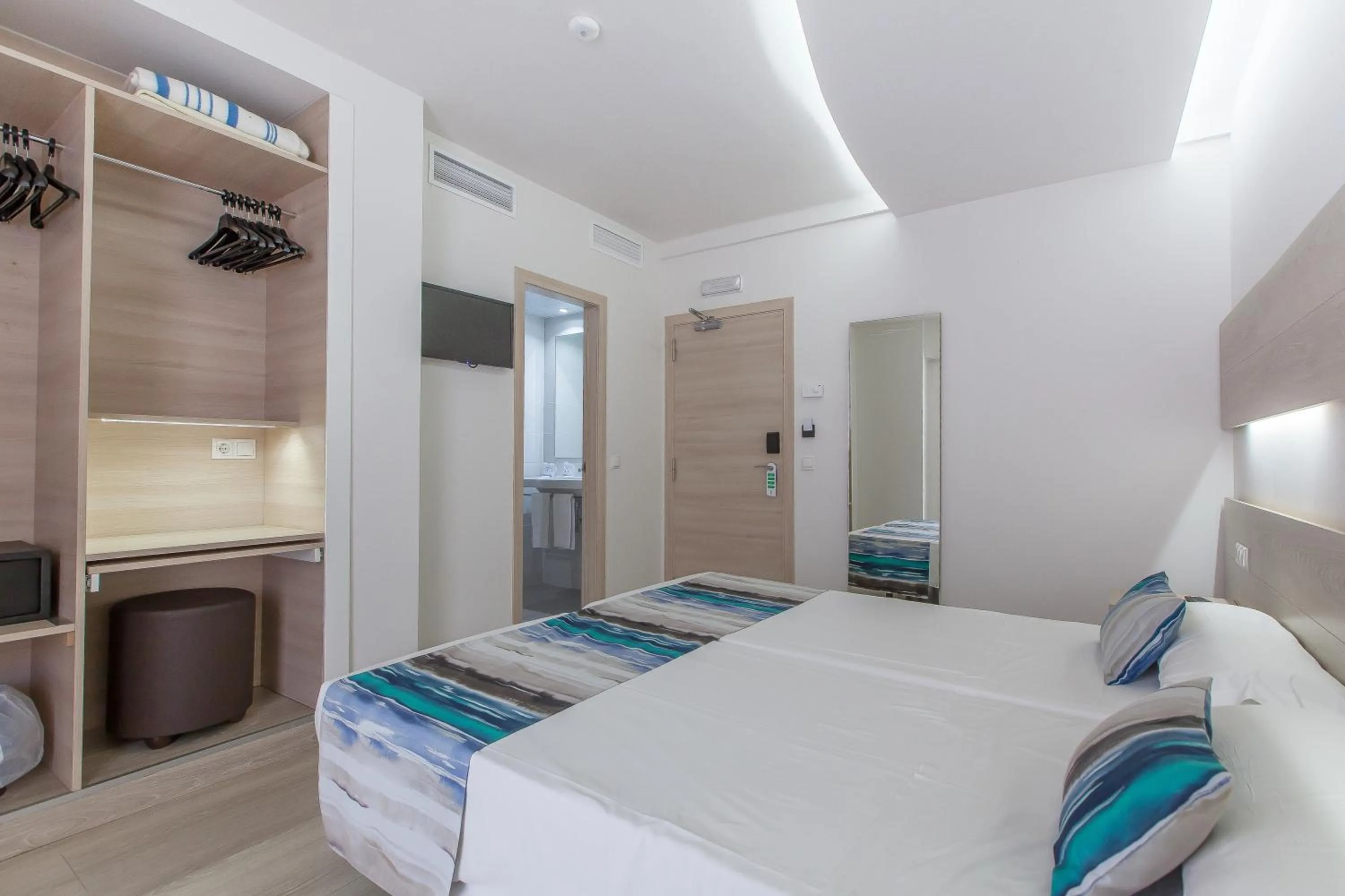 Photo of the whole room, Bed in Hotel Gracia