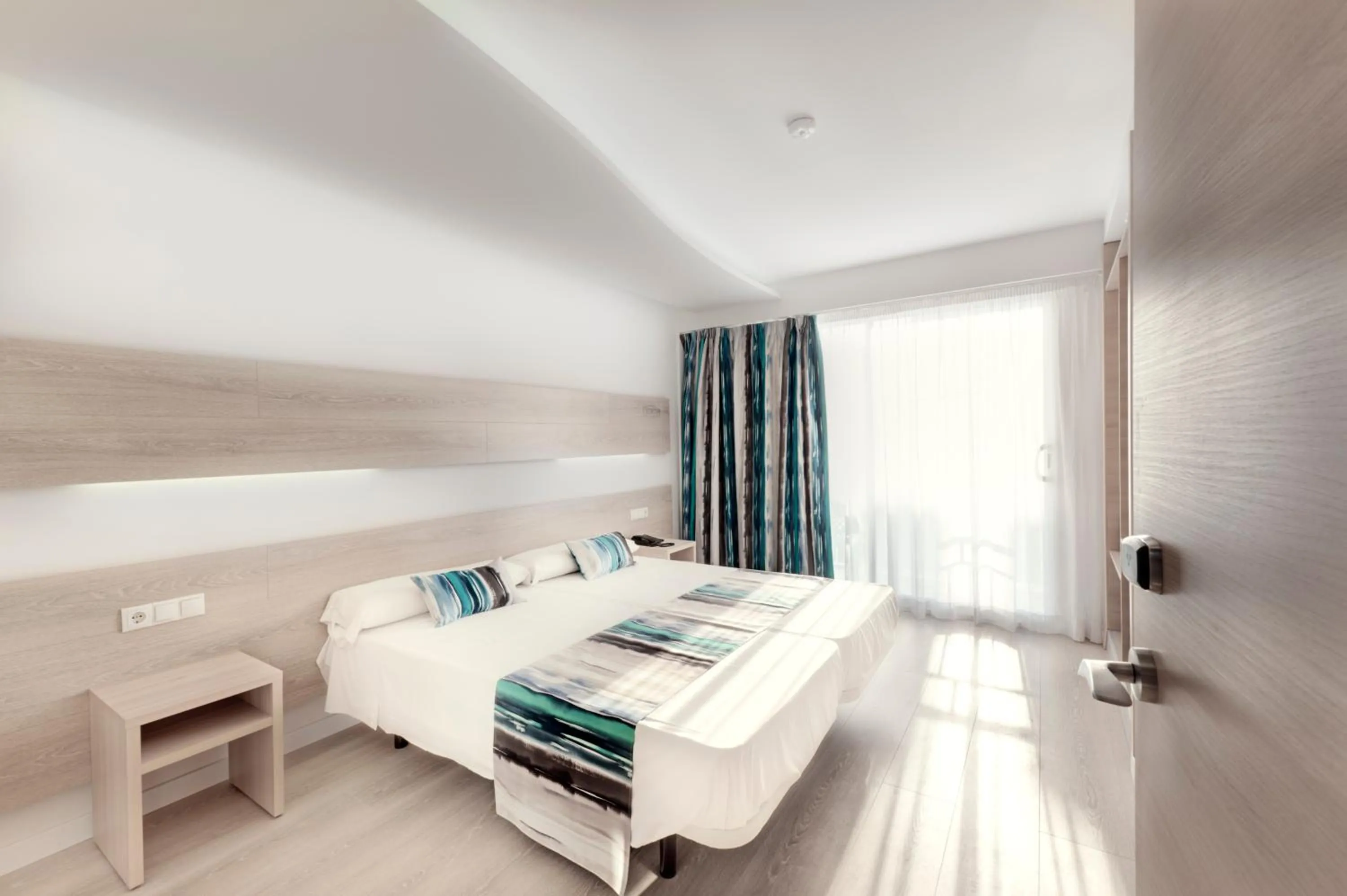 Photo of the whole room, Bed in Hotel Gracia