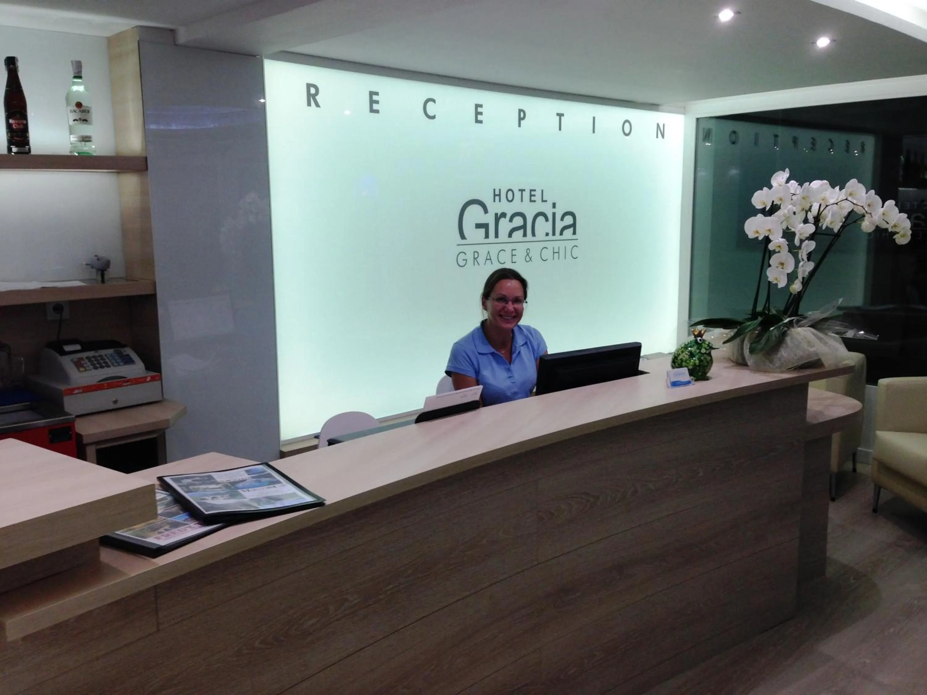 Lounge or bar in Hotel Gracia