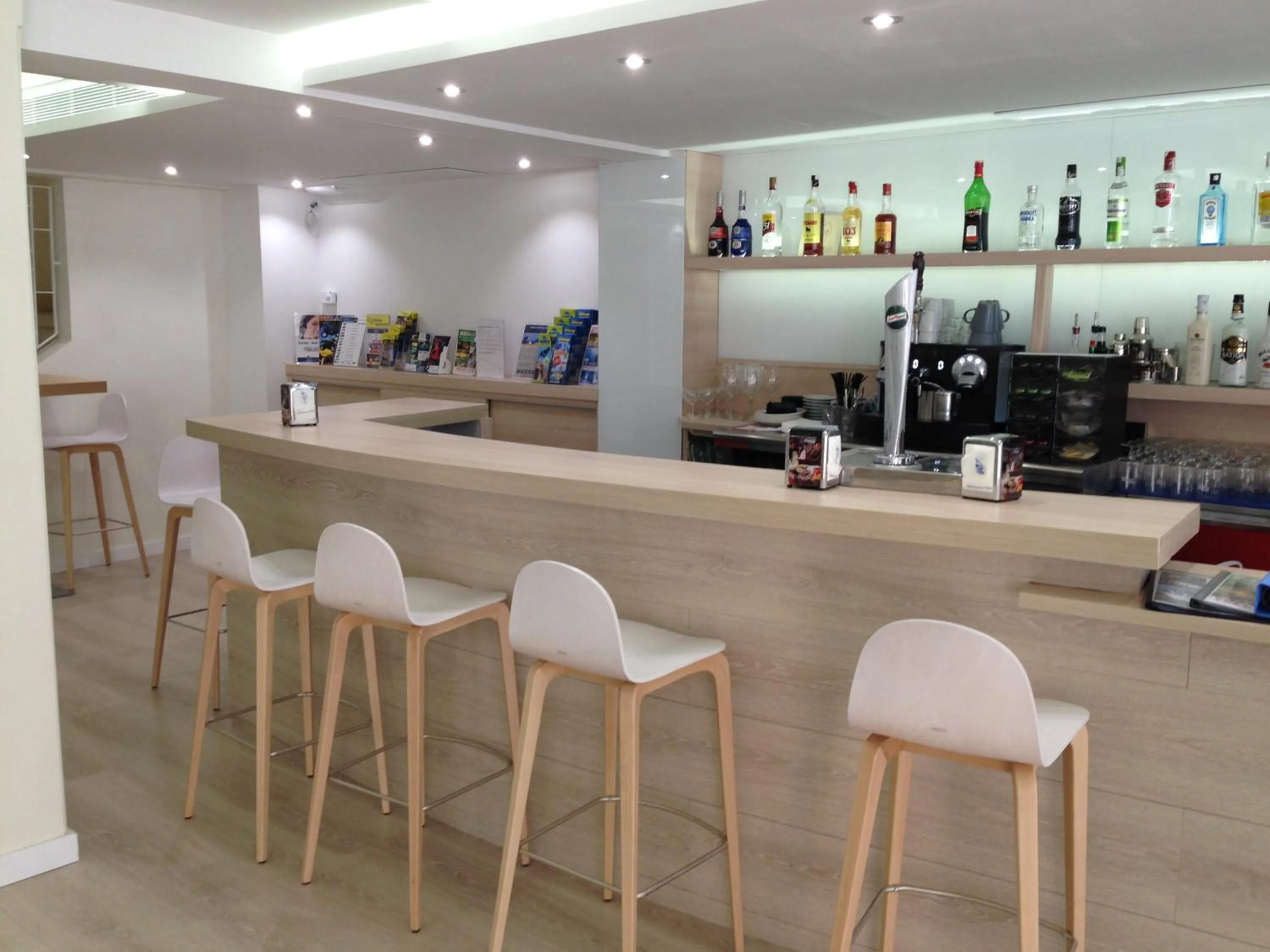 Lounge or bar in Hotel Gracia