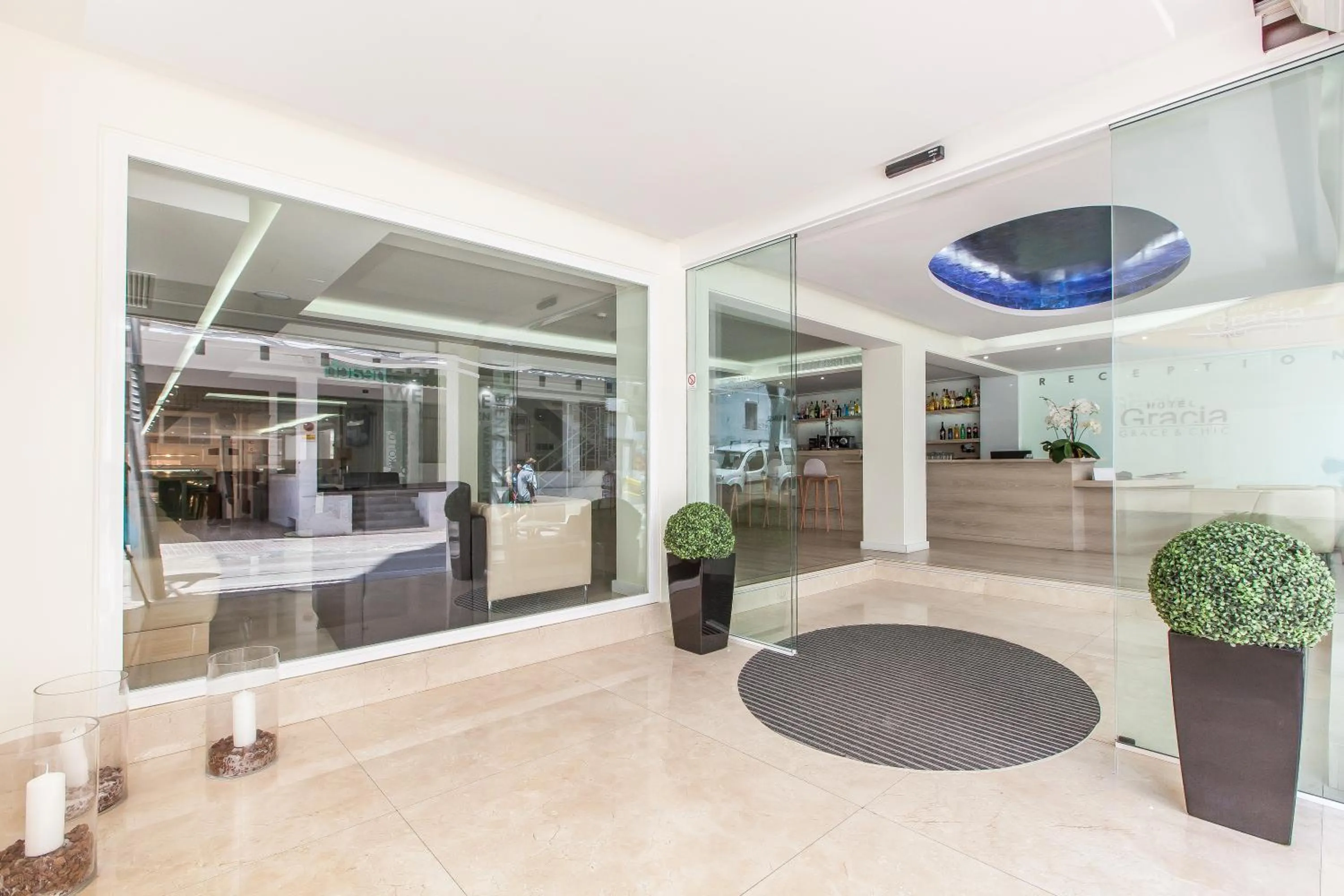 Lobby or reception in Hotel Gracia
