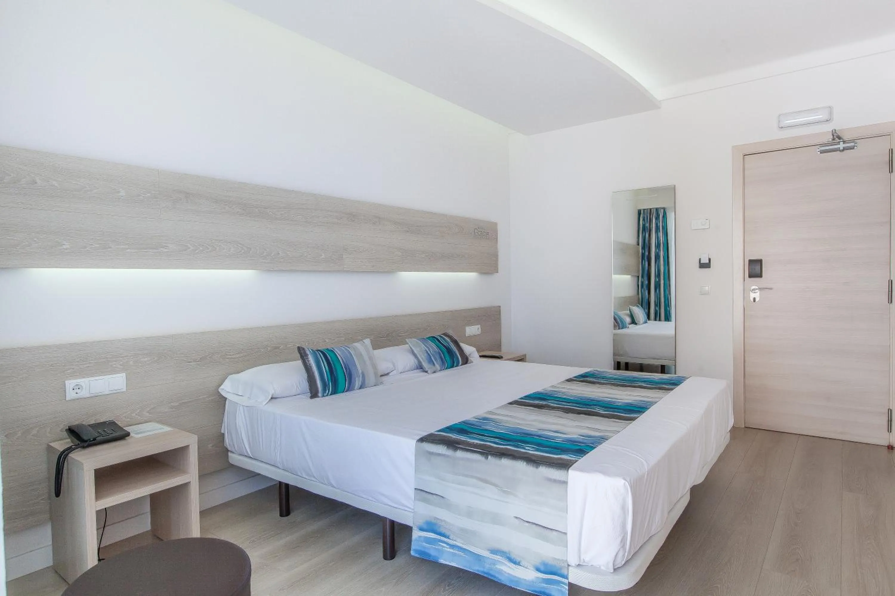 Bedroom, Bed in Hotel Gracia