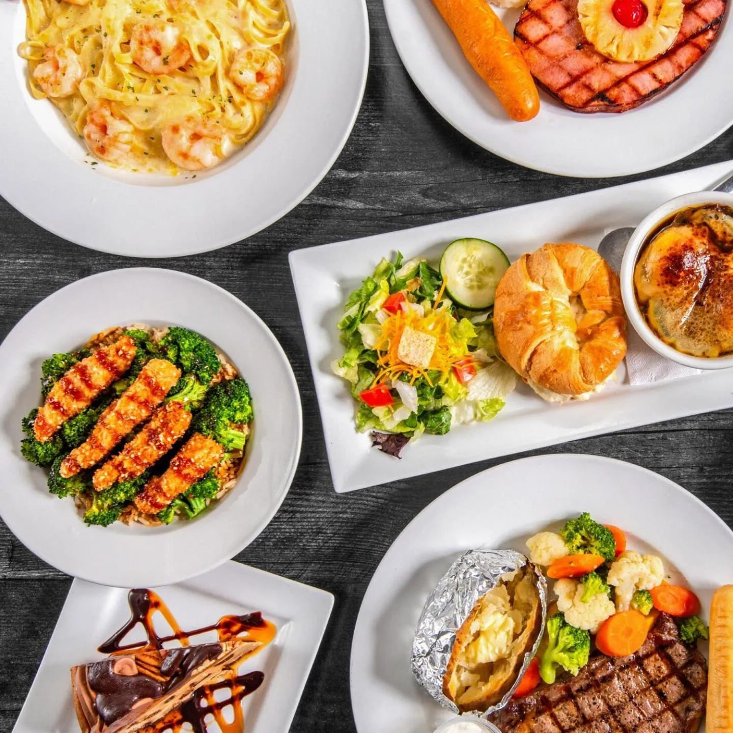 Food and drinks in The Continental Hotel