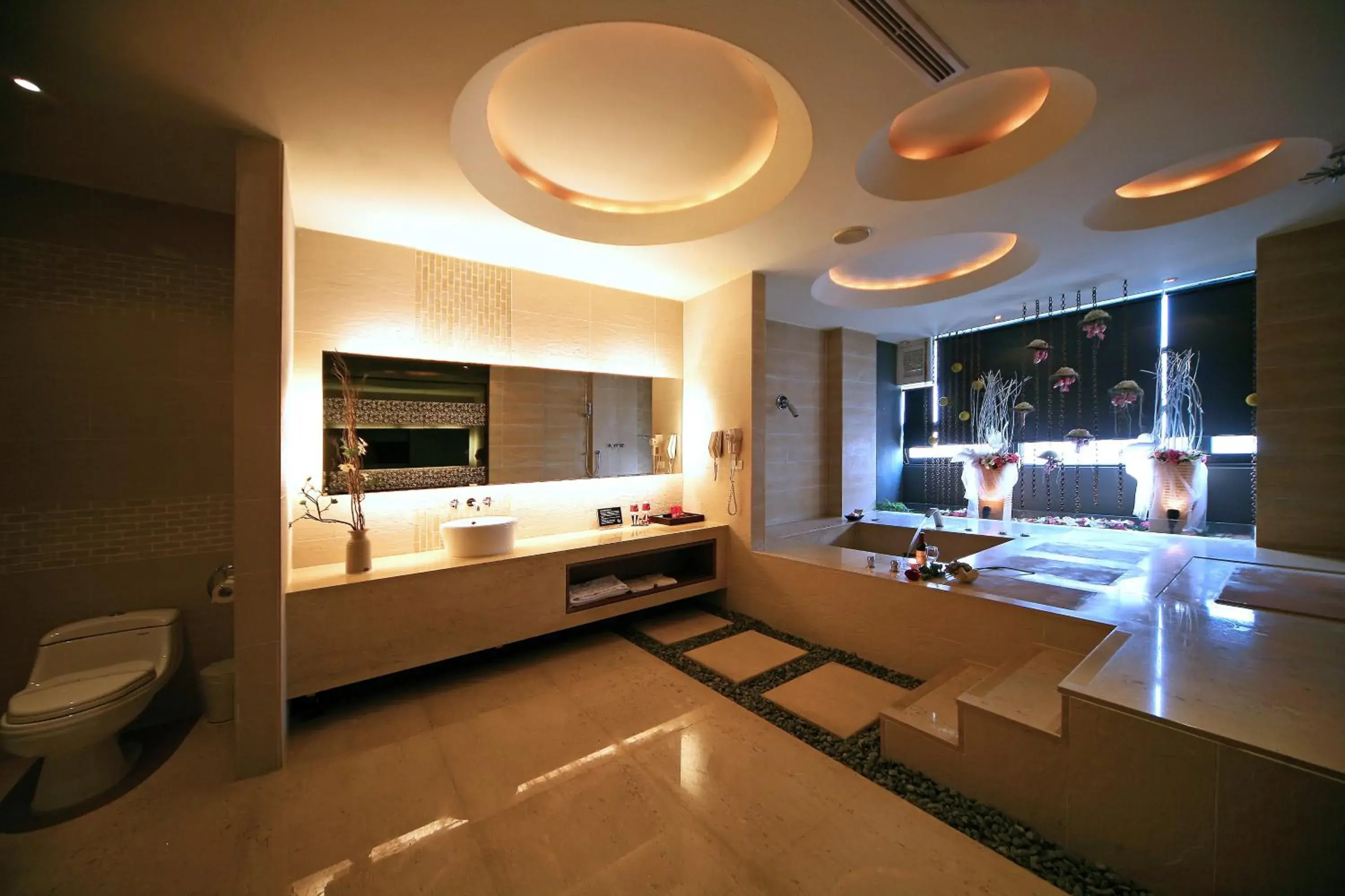 Superior Family Room (Check-in after 18:00) in Fongchih Motel Superior Family Room (Check-in after 18:00) in Fongchih Motel