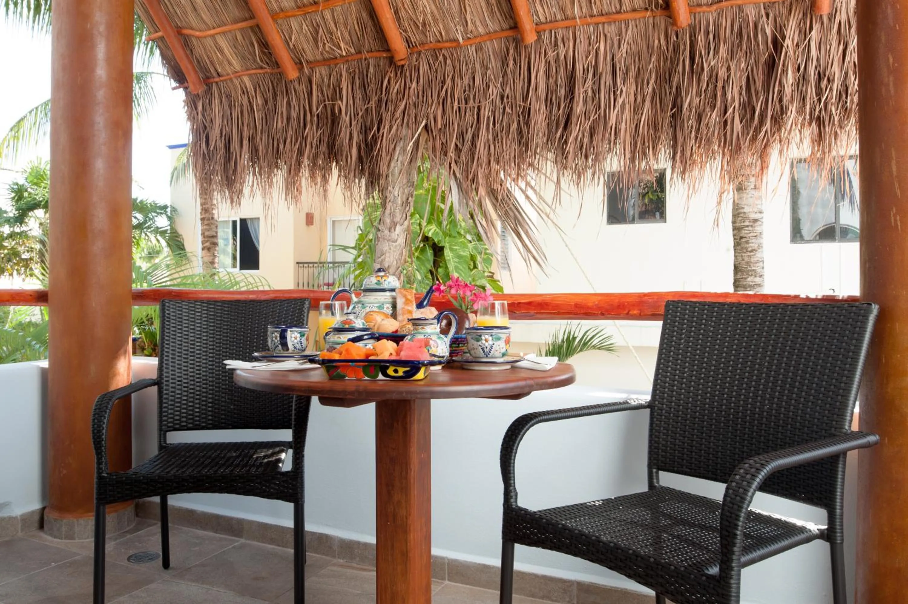 Balcony/Terrace in Casa Sonoma - Charming Condos Minutes from Beach & Reef