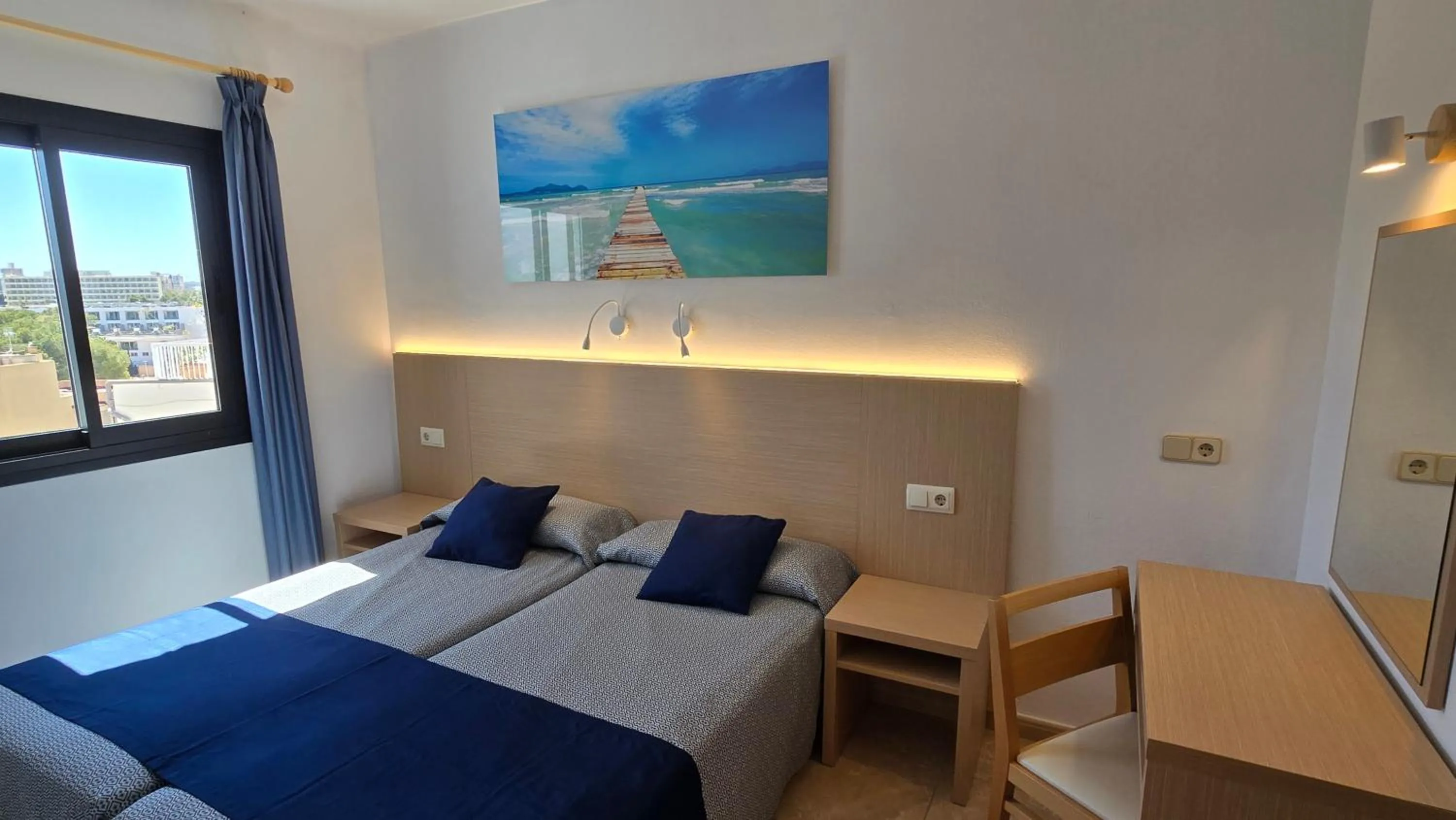 Bed in Marina Palmanova Apartamentos