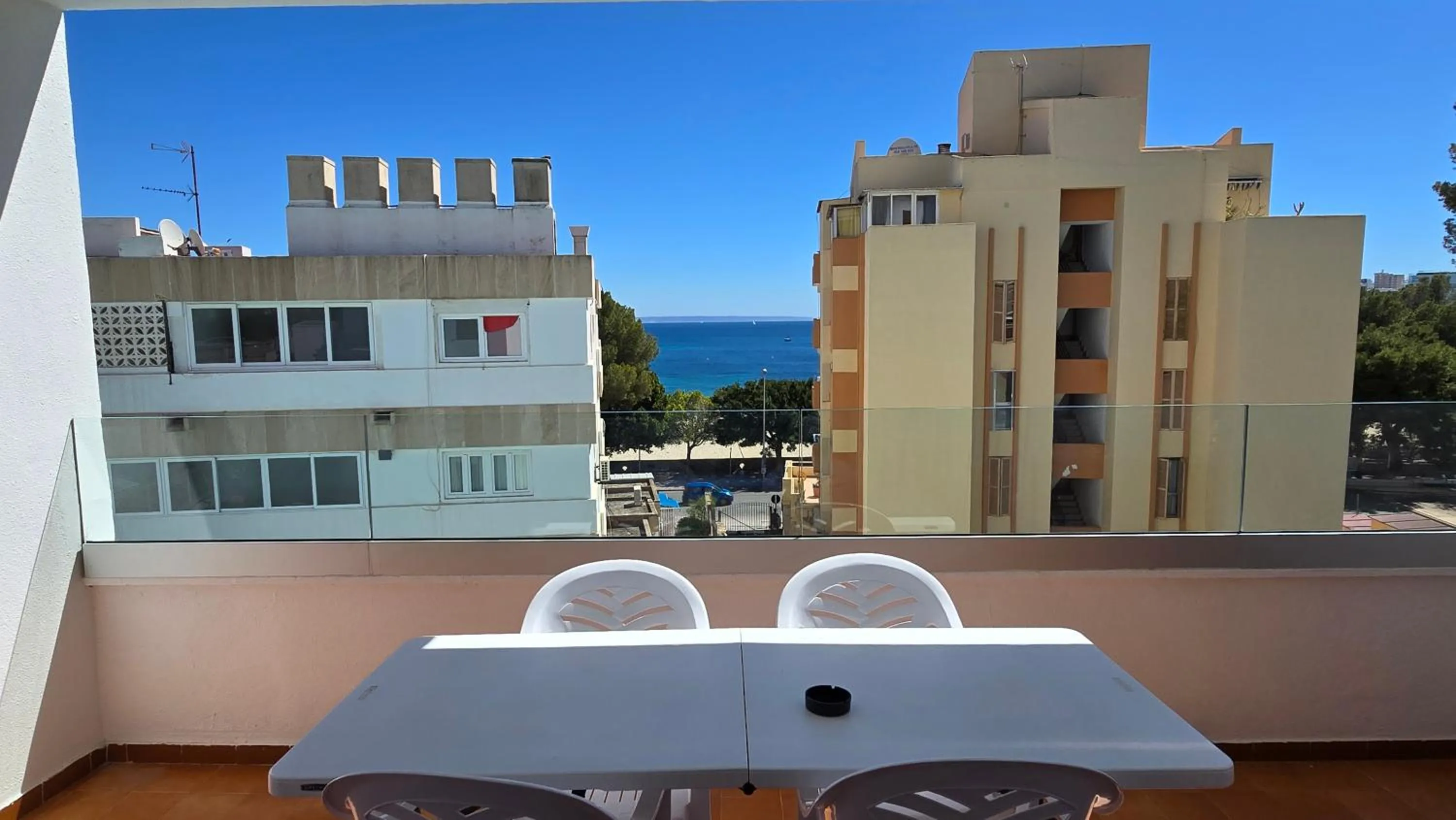 Balcony/Terrace in Marina Palmanova Apartamentos