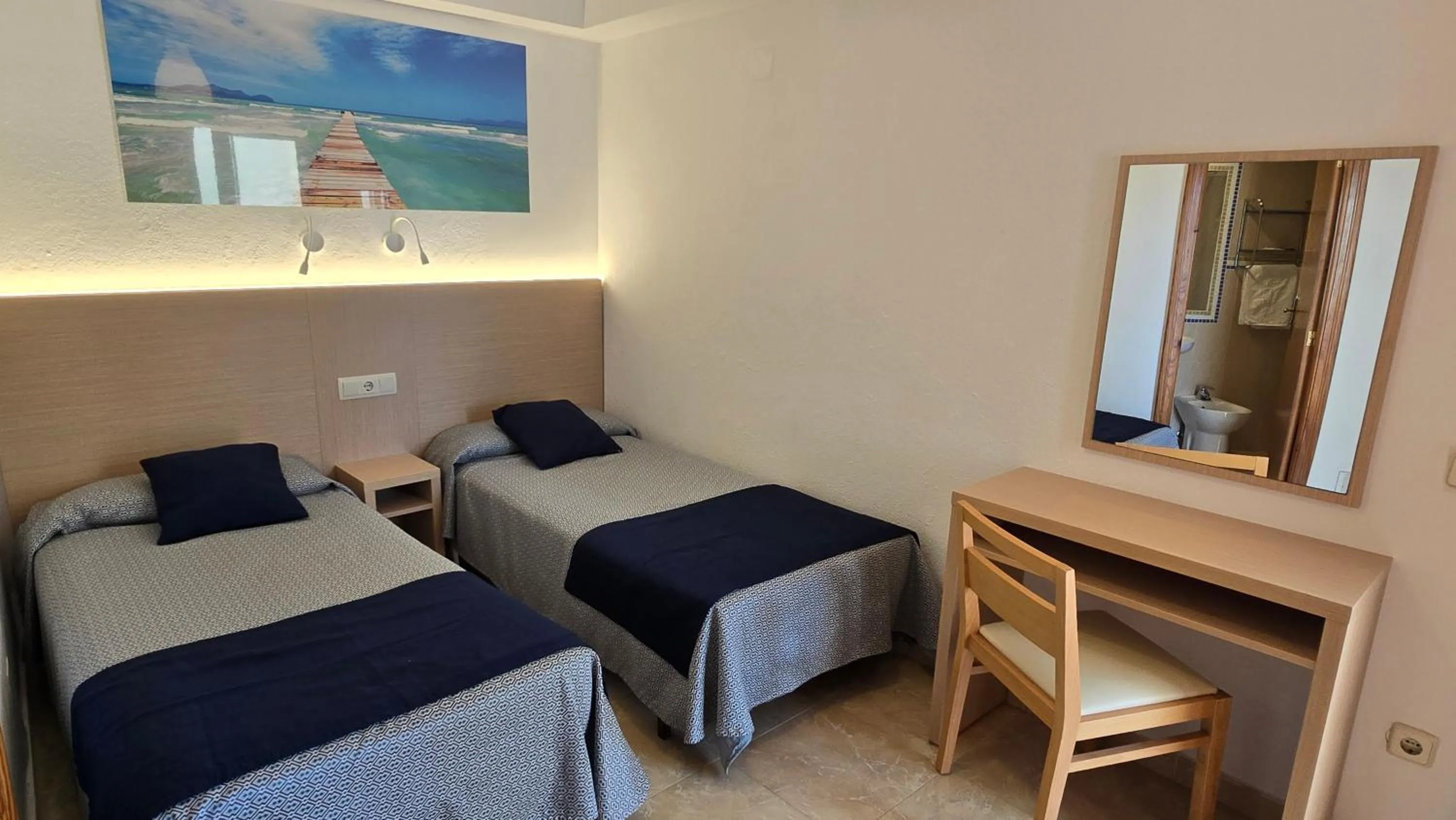 Bedroom, Bed in Marina Palmanova Apartamentos