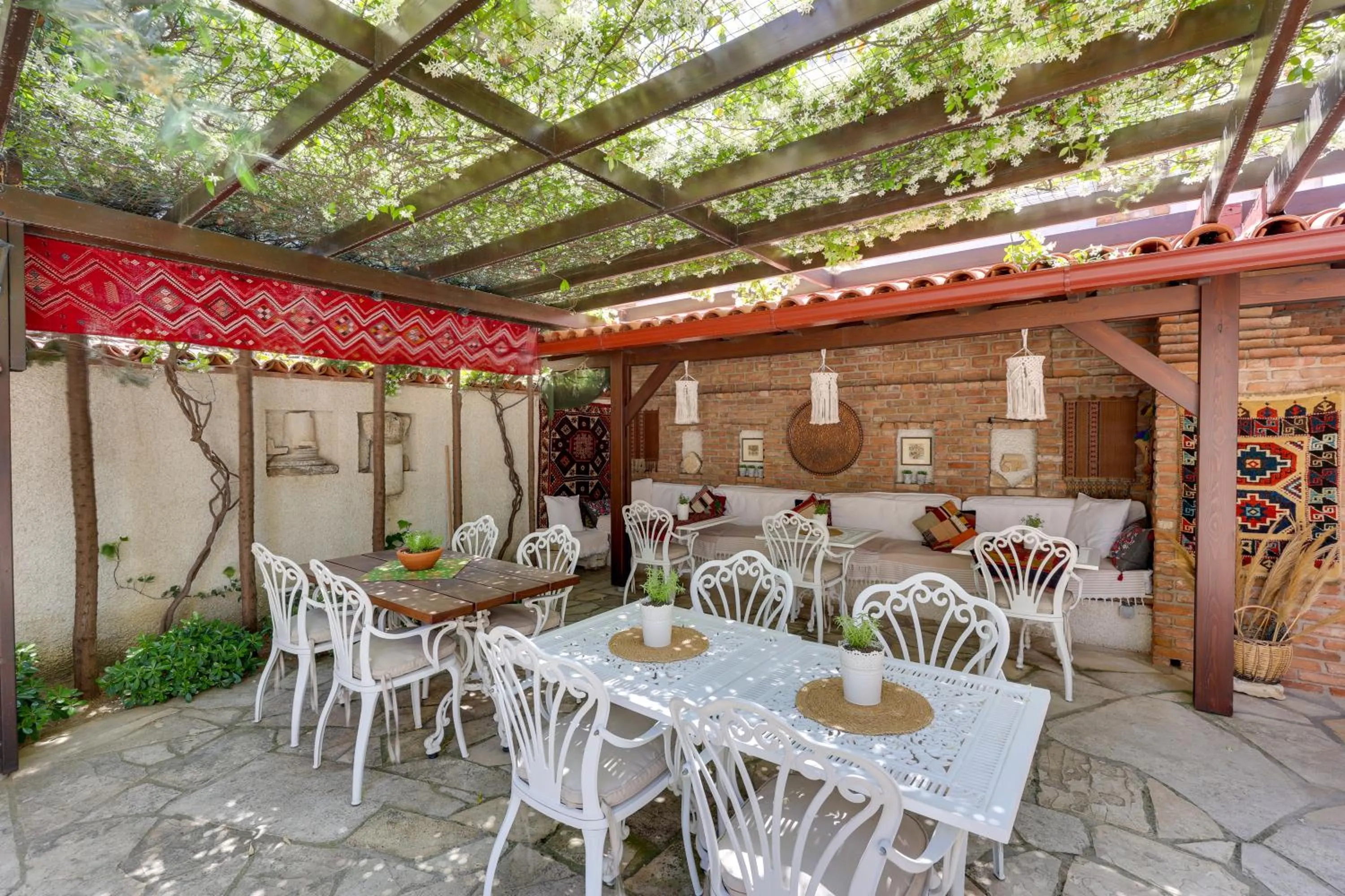 Patio in Akanthus Hotel Ephesus