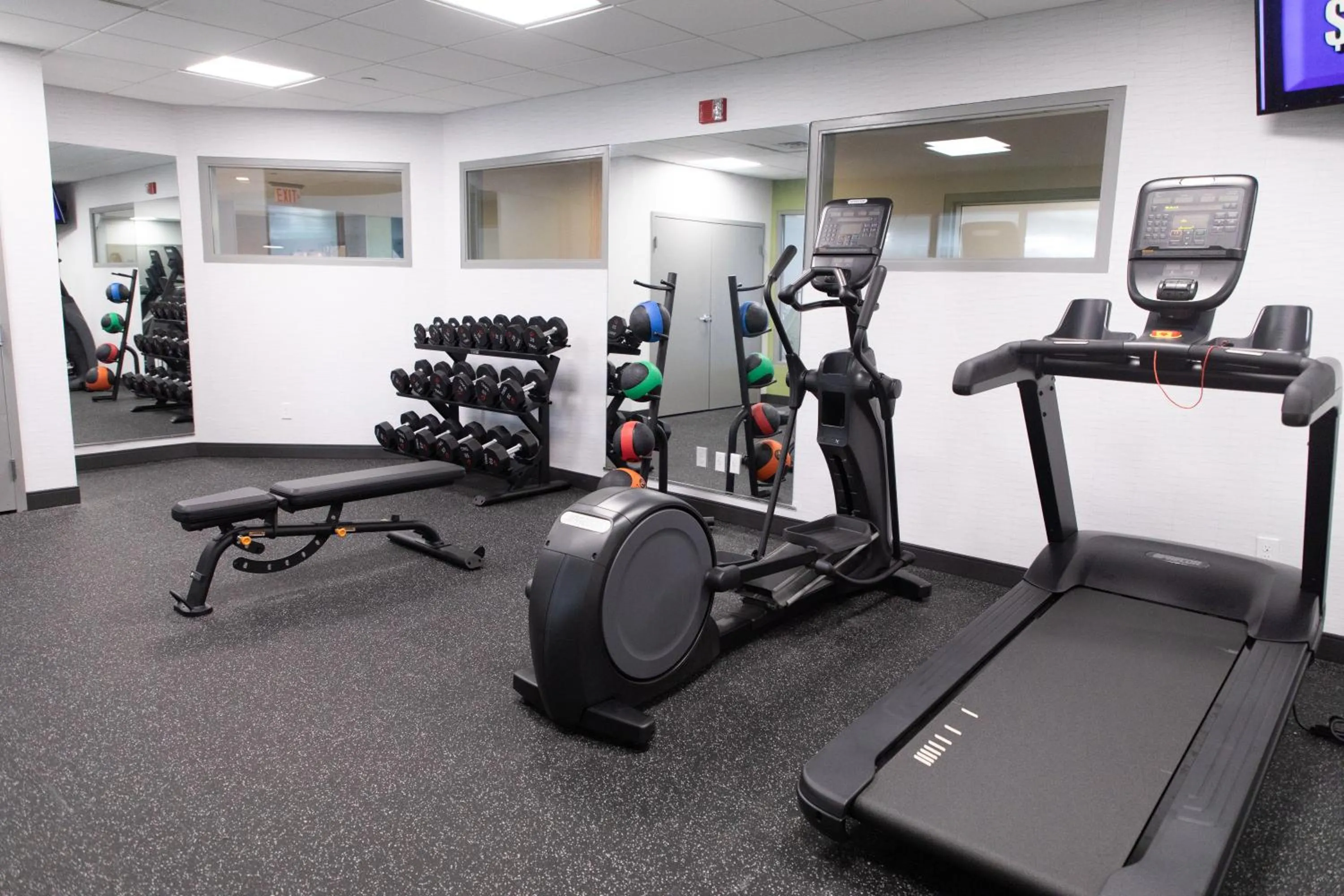 Fitness centre/facilities in Spark by Hilton Mechanicsburg