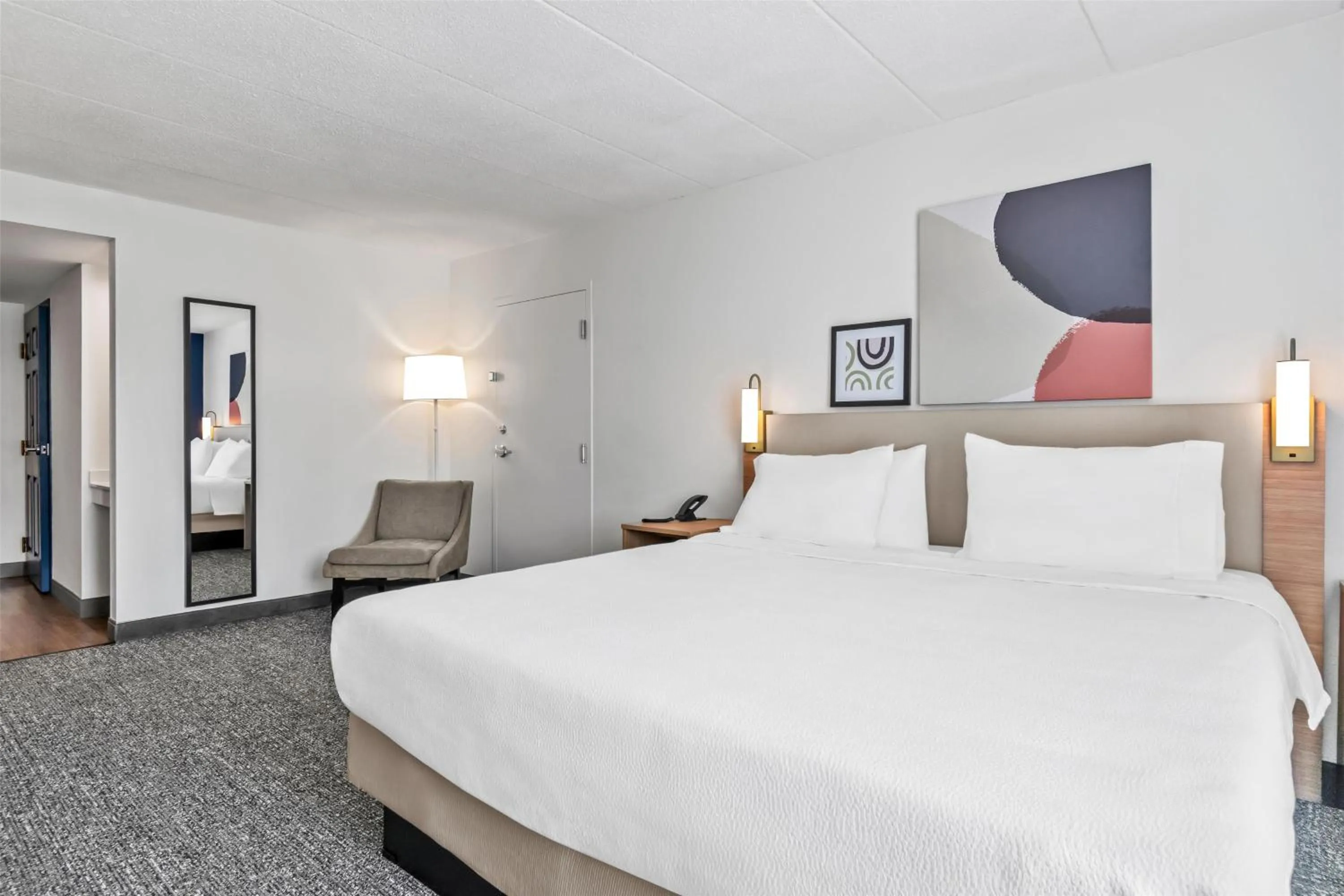 Bed in Spark by Hilton Mechanicsburg