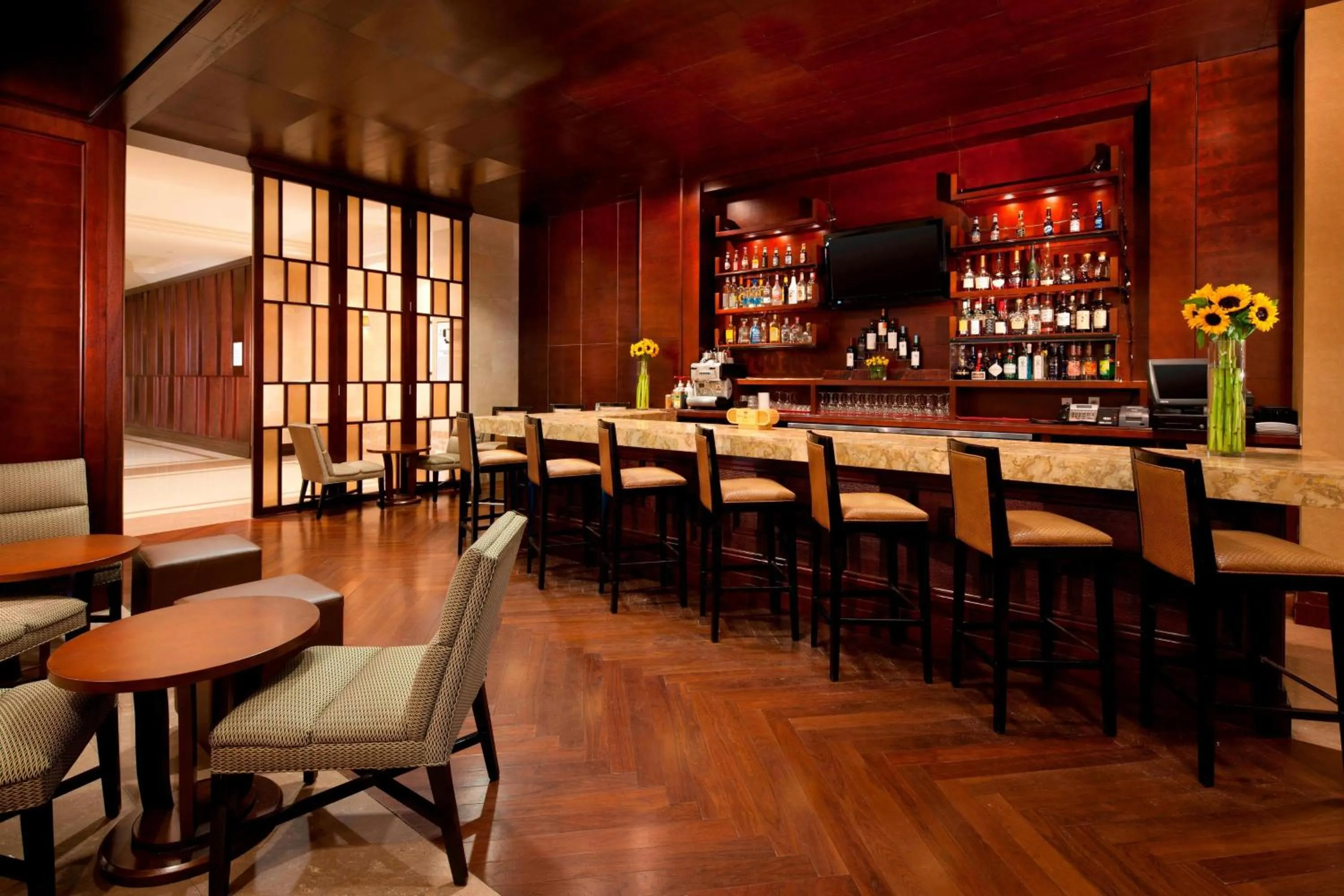 Lobby or reception in Sheraton Garden Grove-Anaheim South