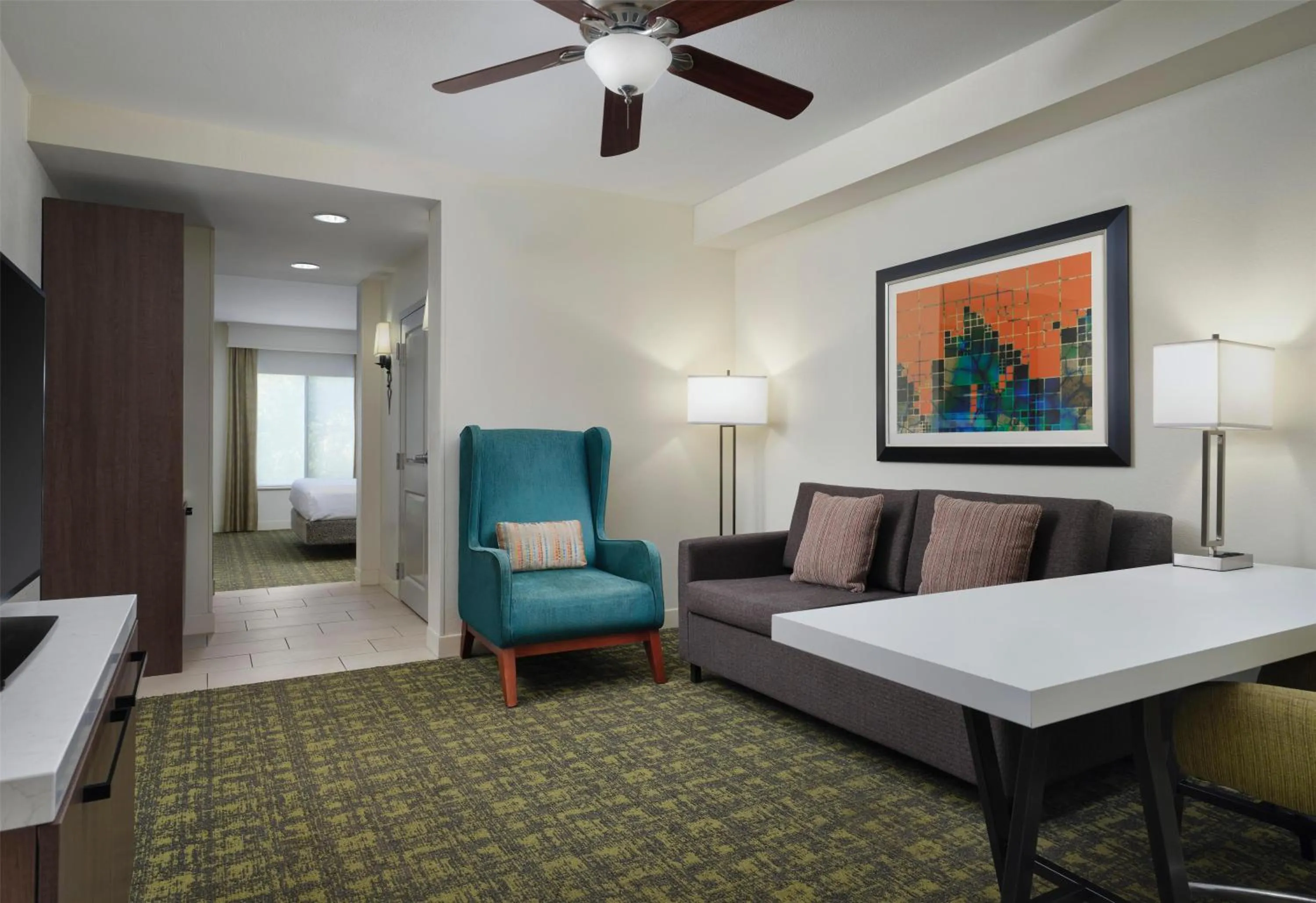 Living room in Hilton Garden Inn Meridian