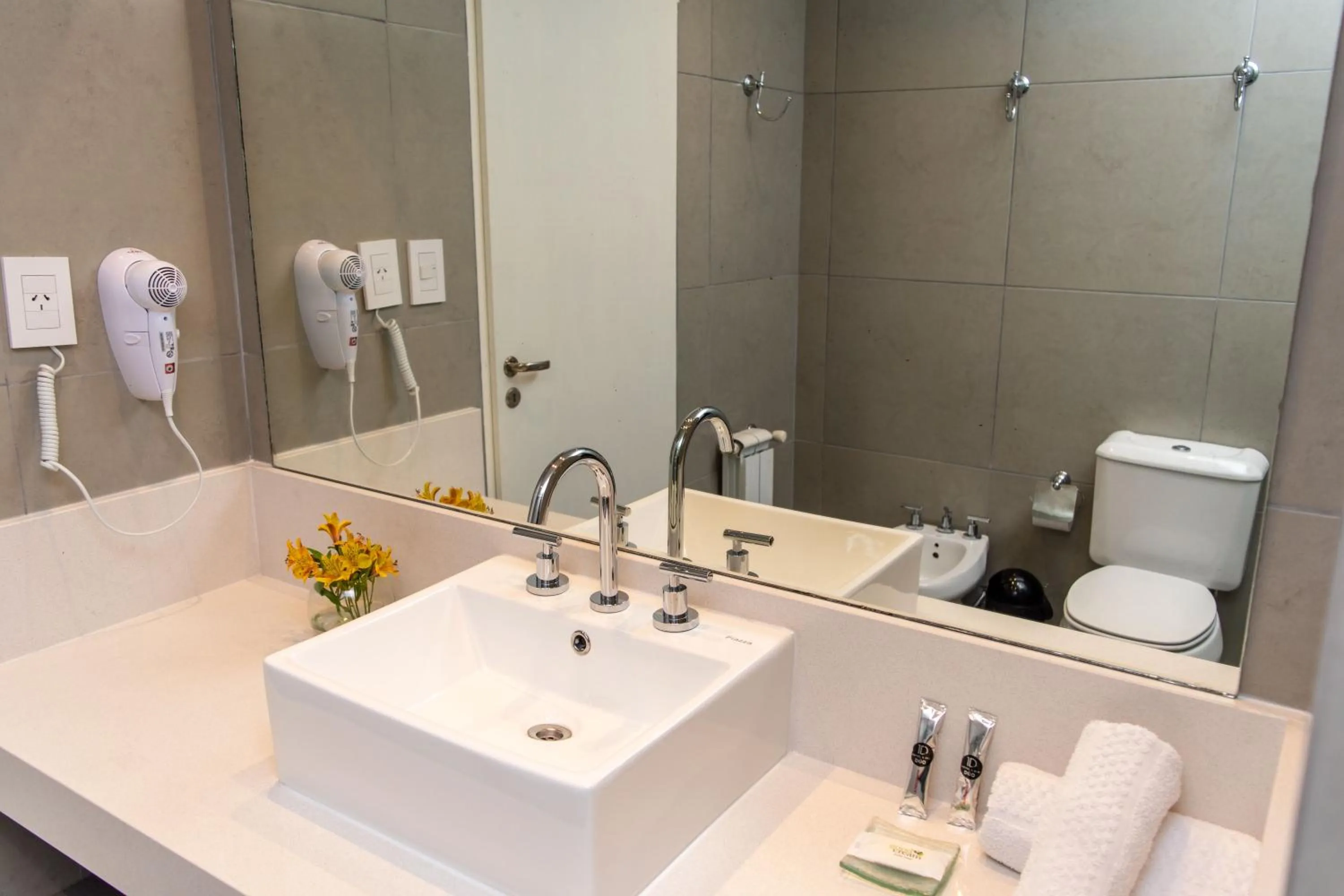 Bathroom in Duomi Hotel Buenos Aires