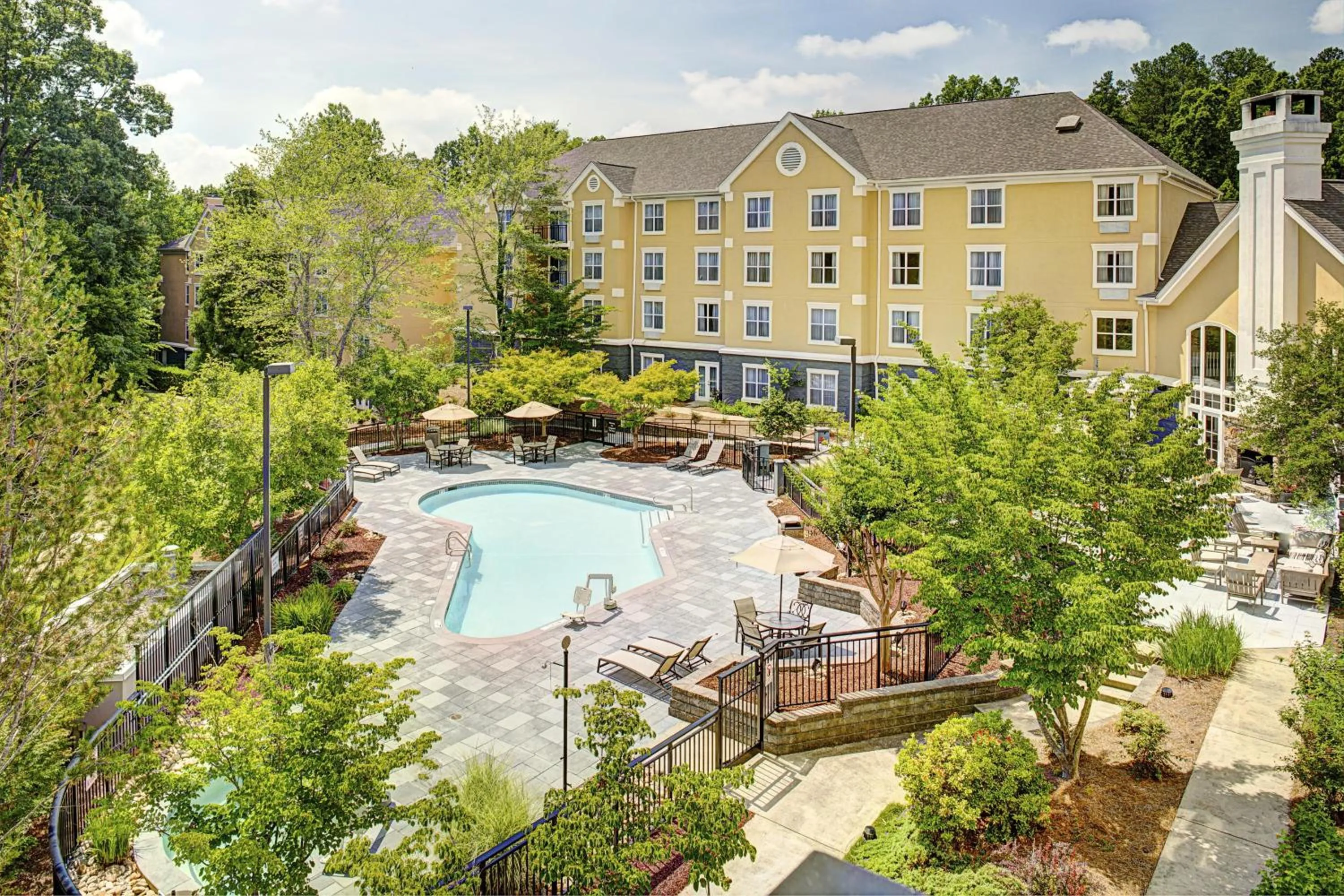 Pool view in Homewood Suites by Hilton Raleigh/Cary