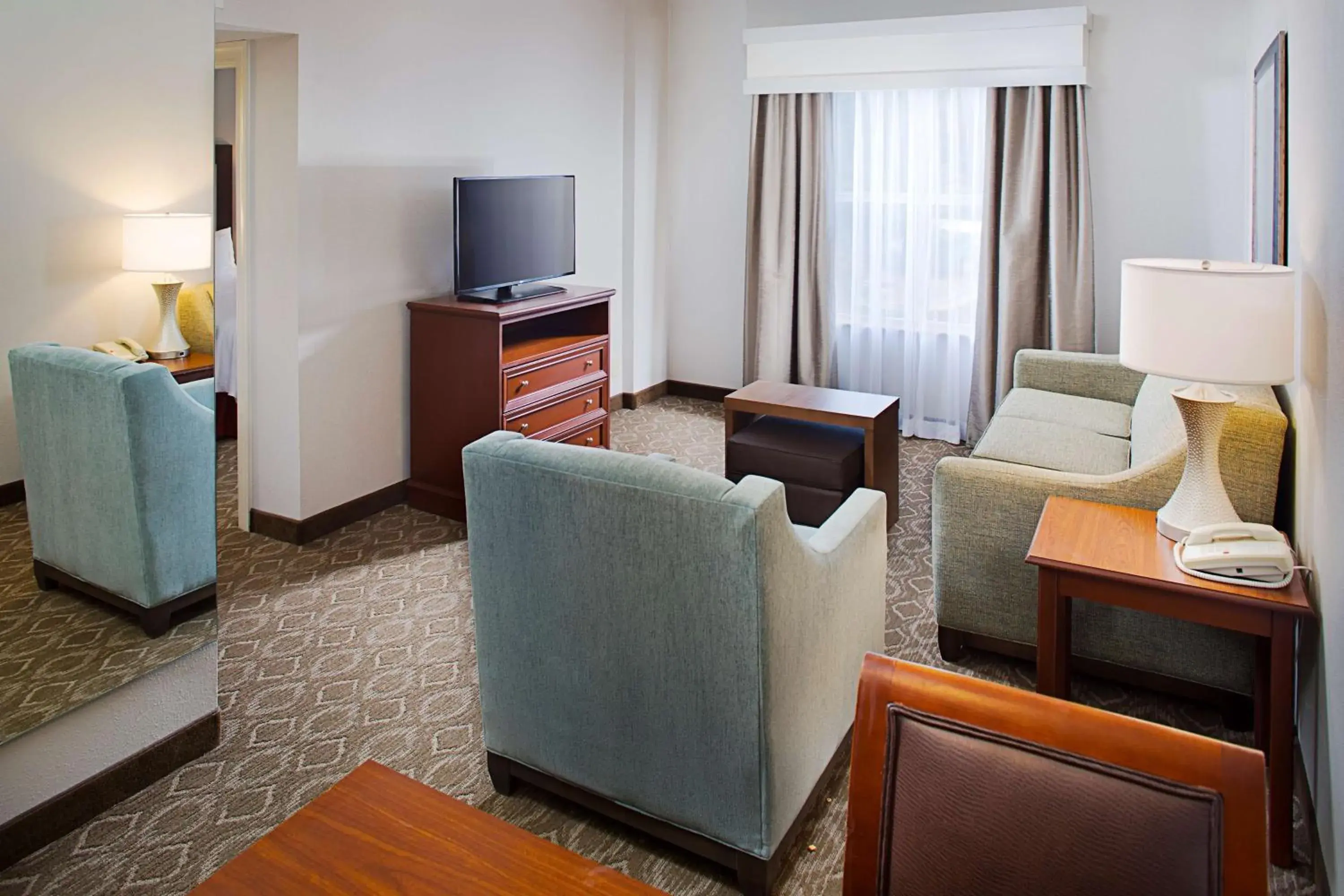 King Suite - Mobility Access/Non-Smoking in Homewood Suites by Hilton Raleigh/Cary King Suite - Mobility Access/Non-Smoking in Homewood Suites by Hilton Raleigh/Cary