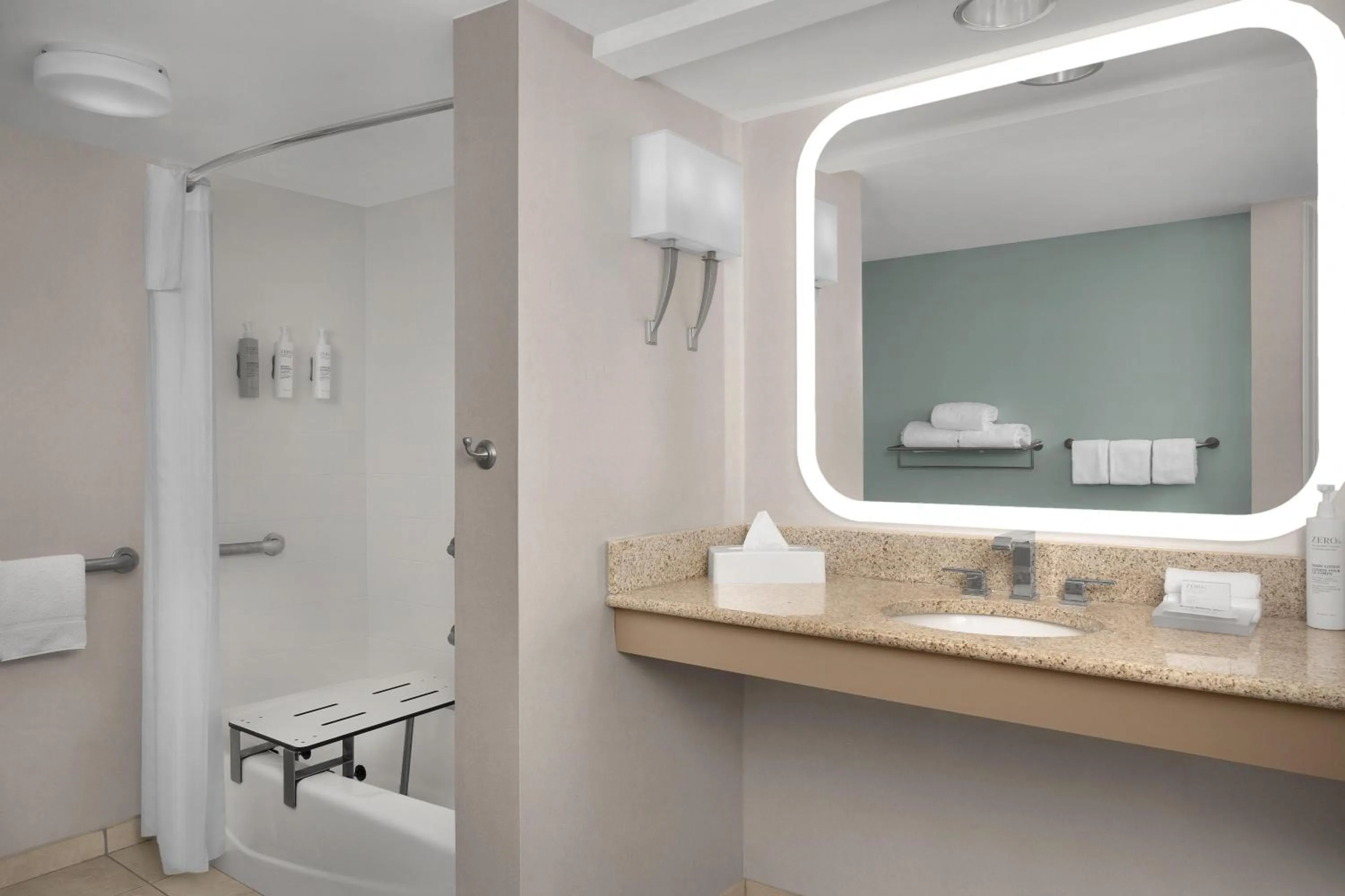 Bathroom in Homewood Suites by Hilton Raleigh/Cary