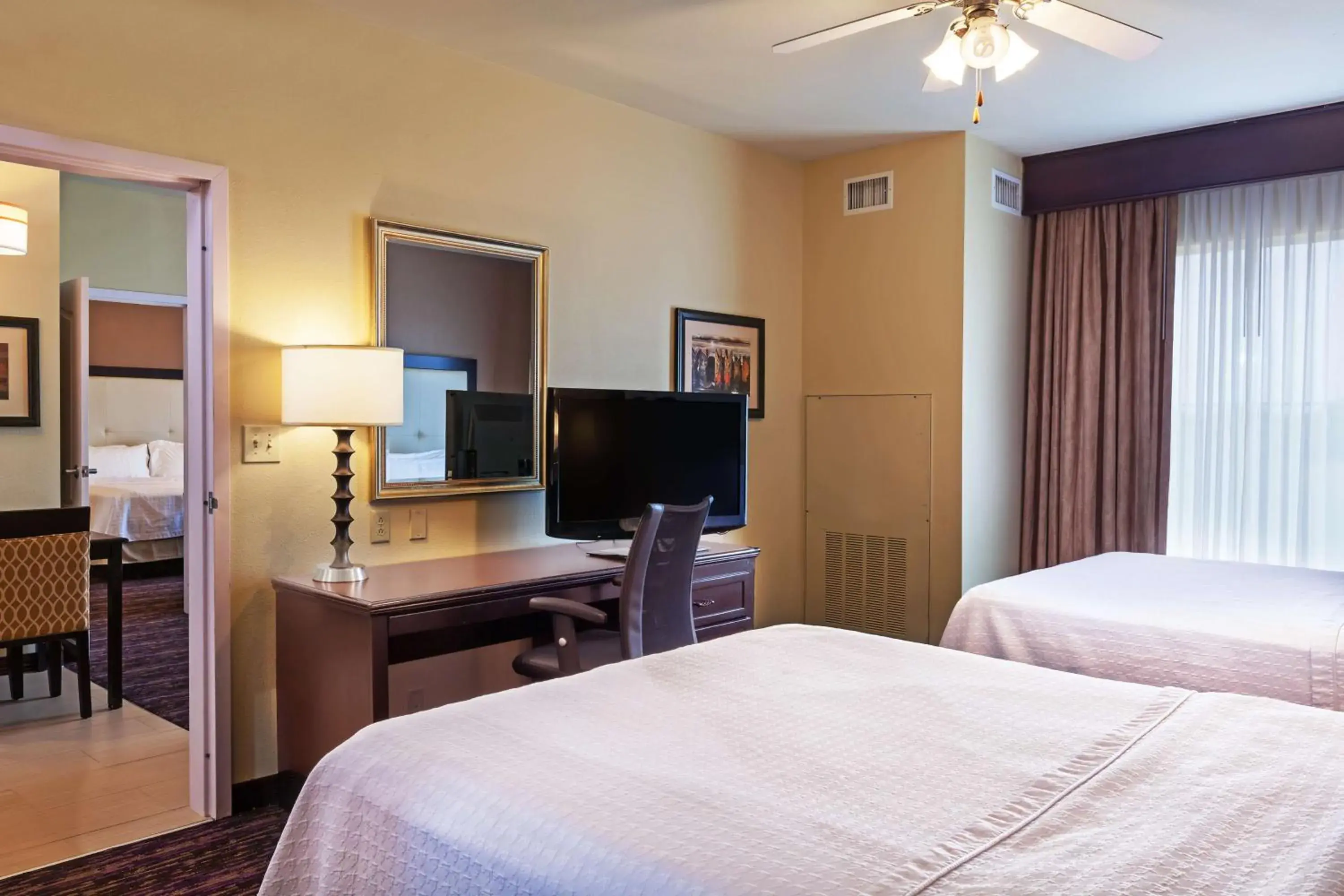 Two Bedroom Suite with One King and Two Queen Beds - Non-Smoking in Homewood Suites Wichita Falls Two Bedroom Suite with One King and Two Queen Beds - Non-Smoking in Homewood Suites Wichita Falls