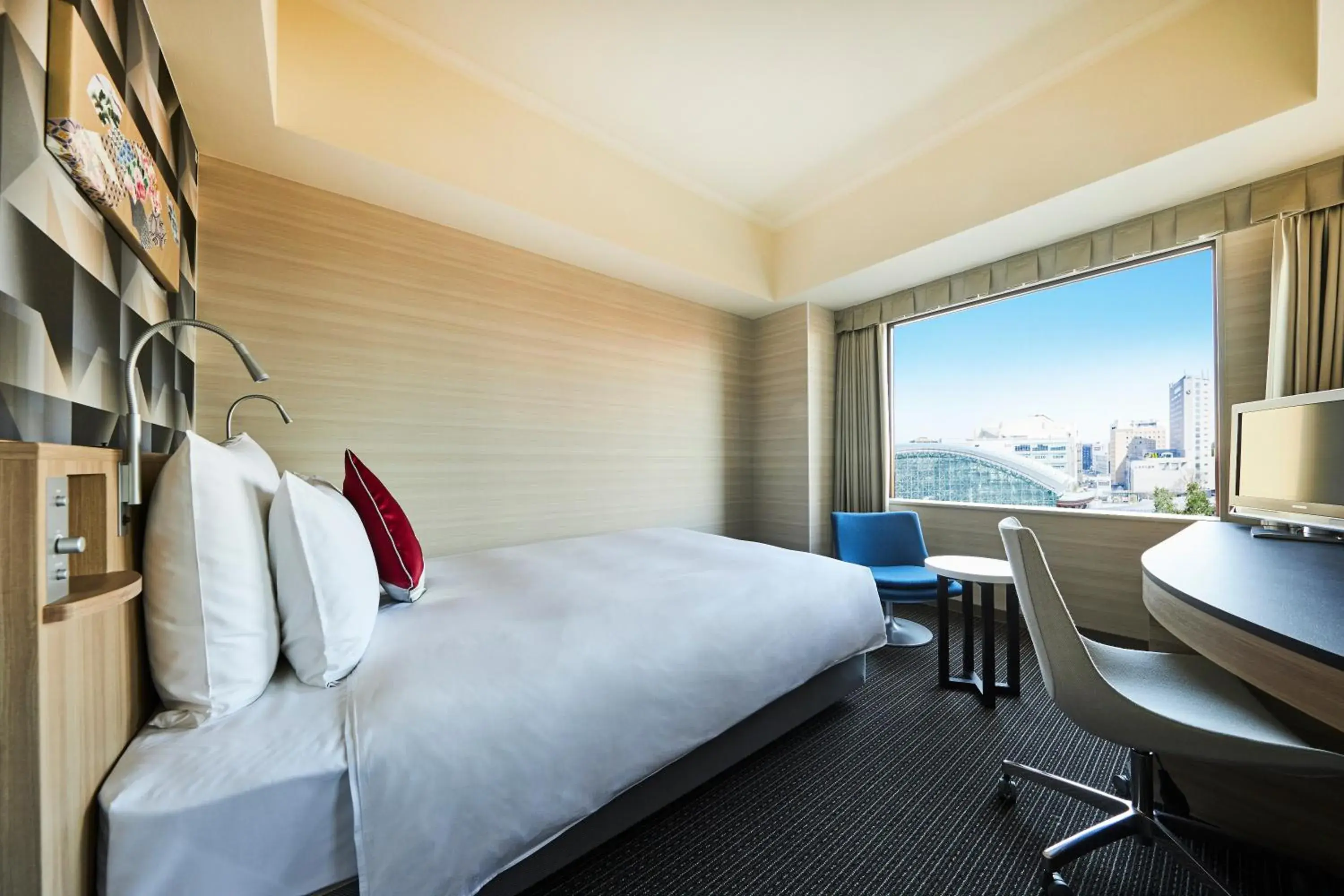 1 Double Bed Standard High Floor - single occupancy in ANA Crowne Plaza Kanazawa by IHG 1 Double Bed Standard High Floor - single occupancy in ANA Crowne Plaza Kanazawa by IHG