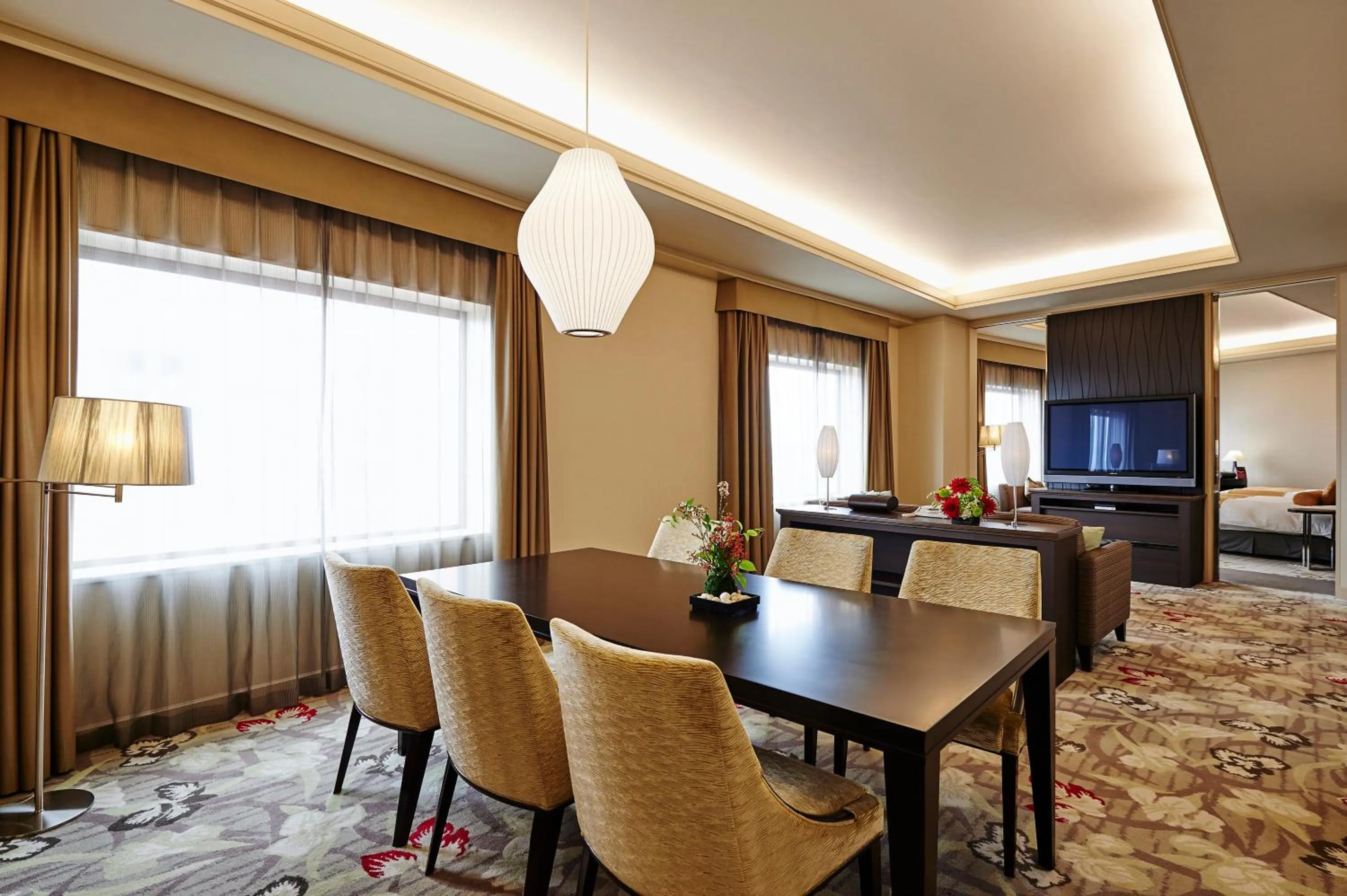 Photo of the whole room in ANA Crowne Plaza Kanazawa by IHG