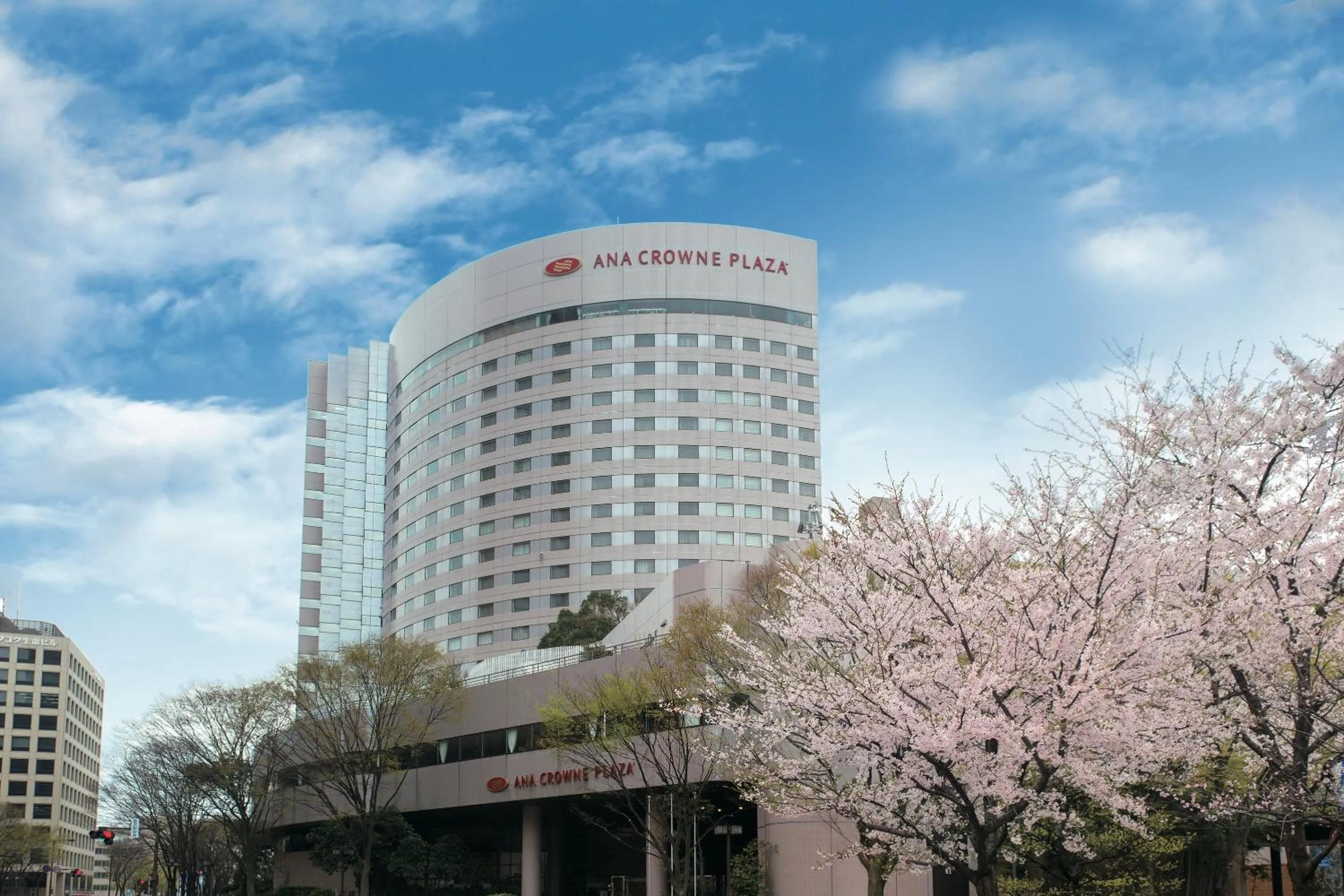 Property building in ANA Crowne Plaza Kanazawa by IHG
