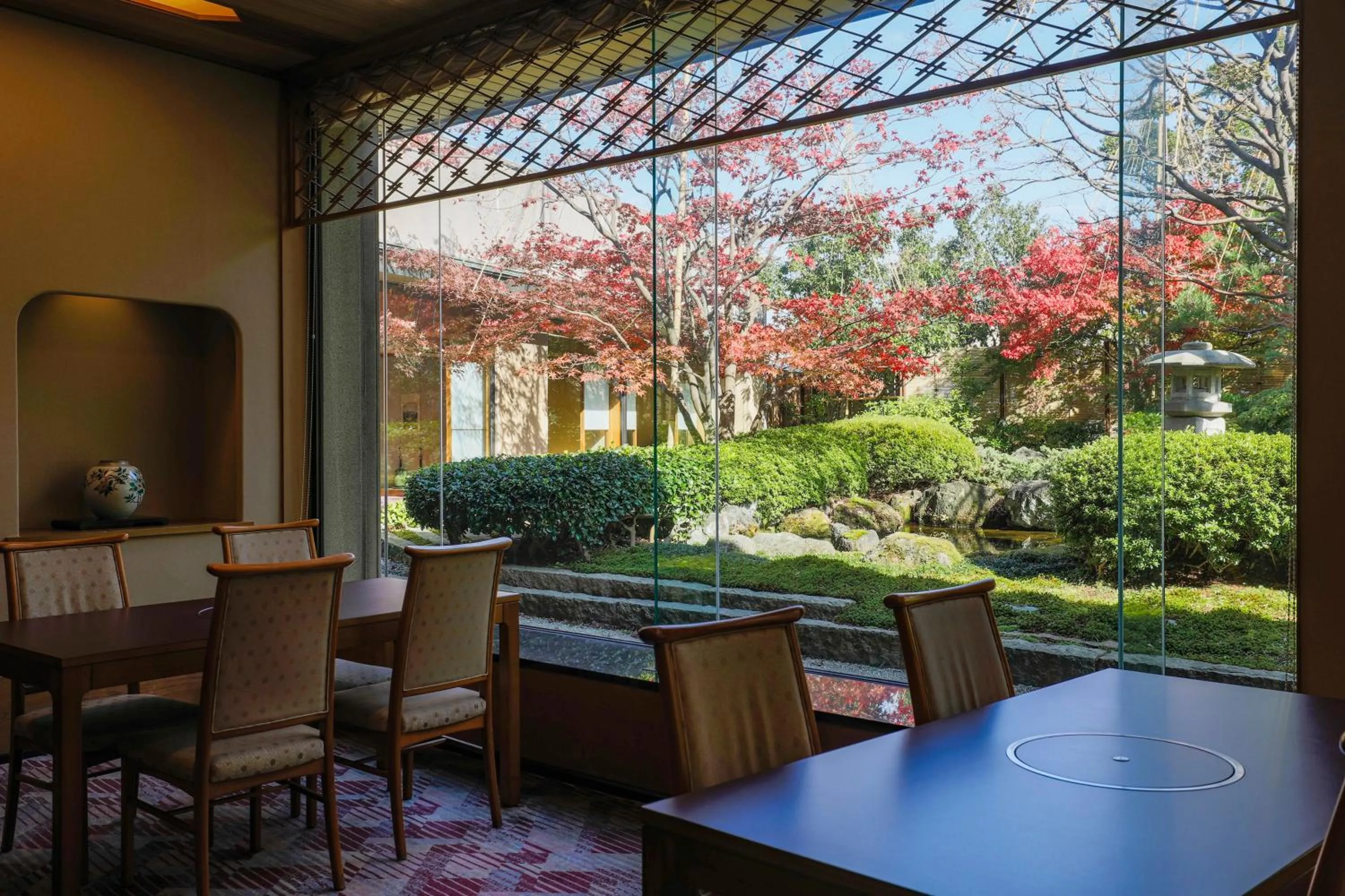 Restaurant/places to eat in ANA Crowne Plaza Kanazawa by IHG