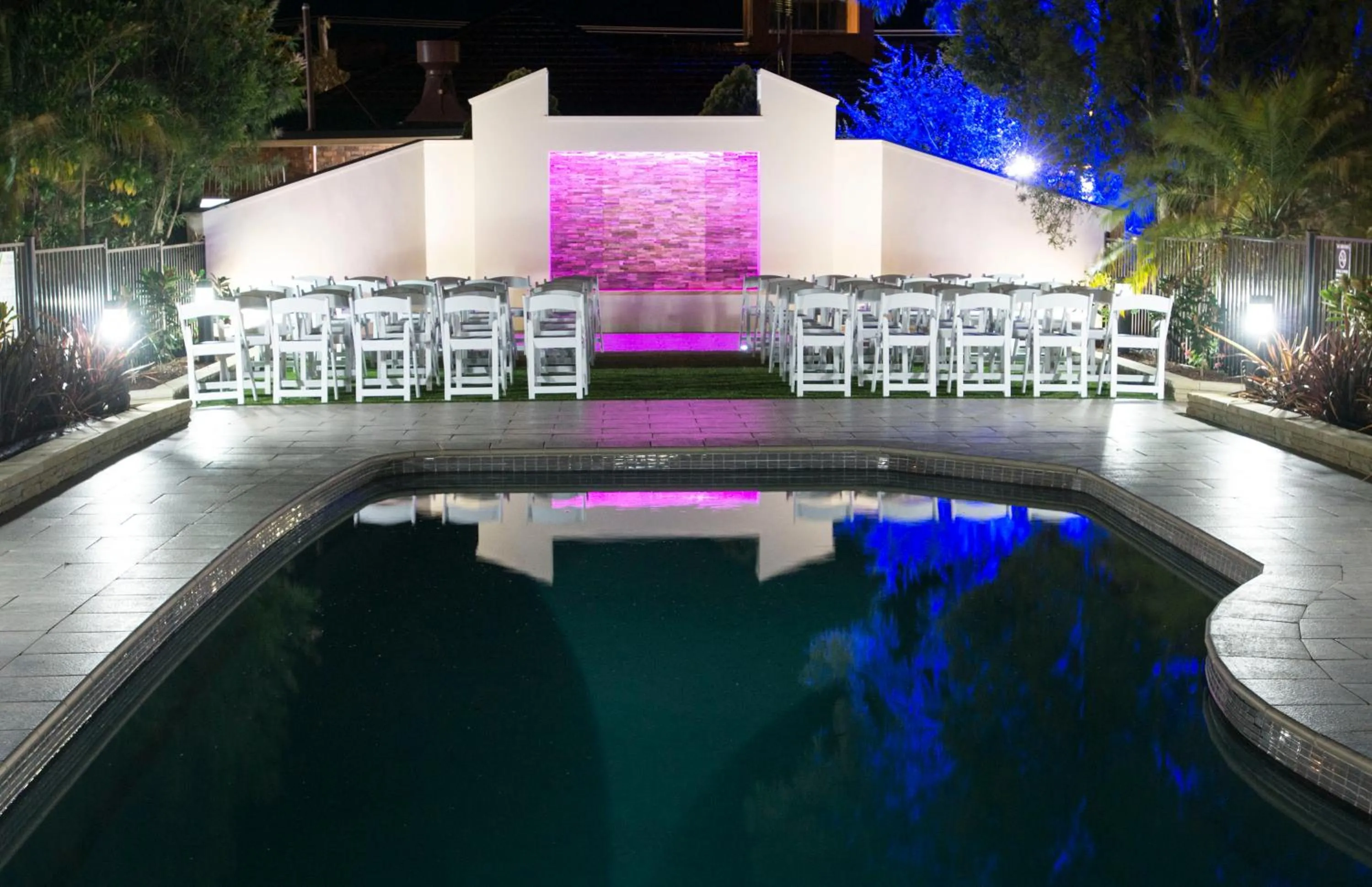 Facade/entrance in Best Western Plus All Settlers Motor Inn