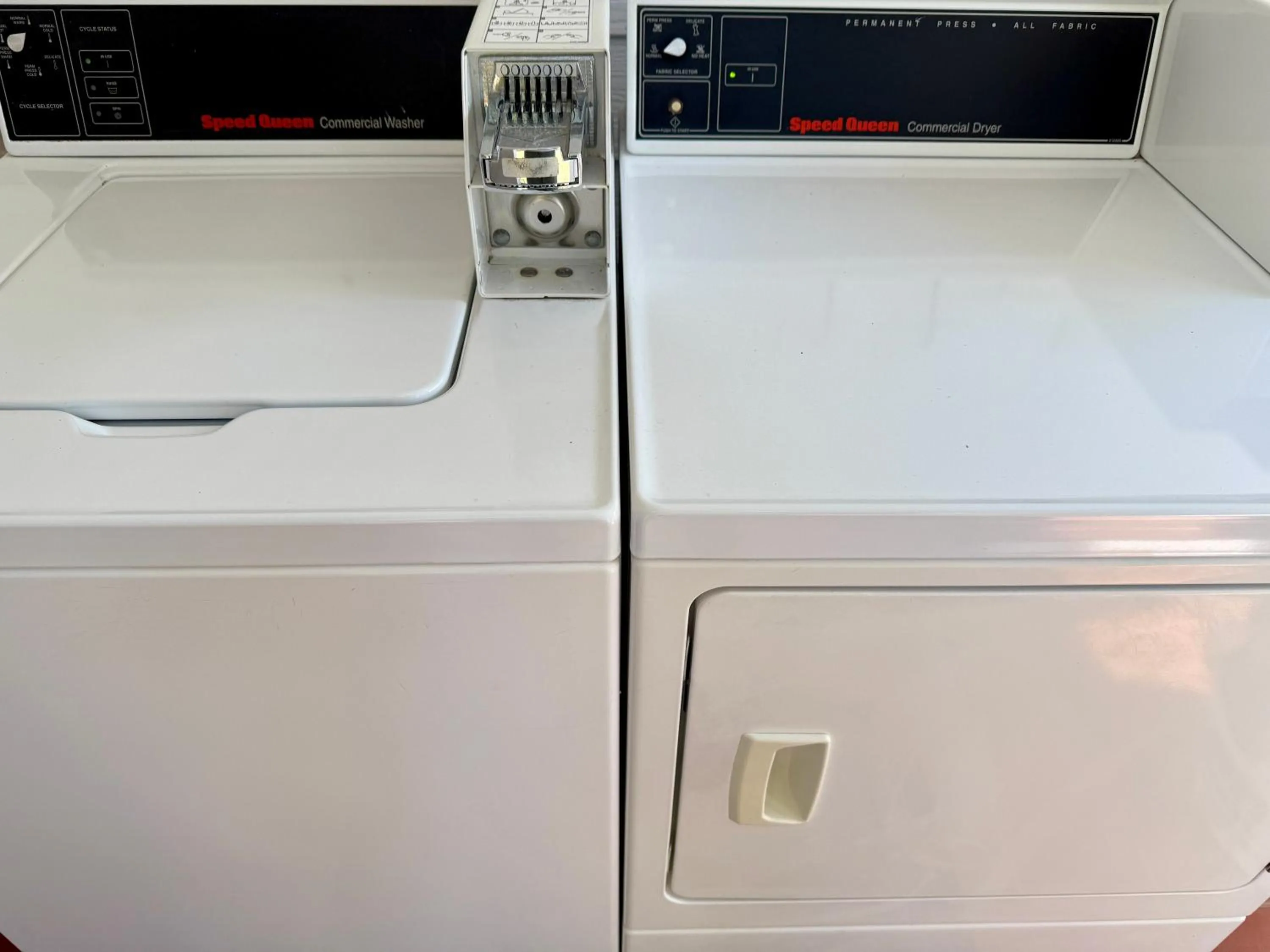 laundry in Paradise Court Holiday Units