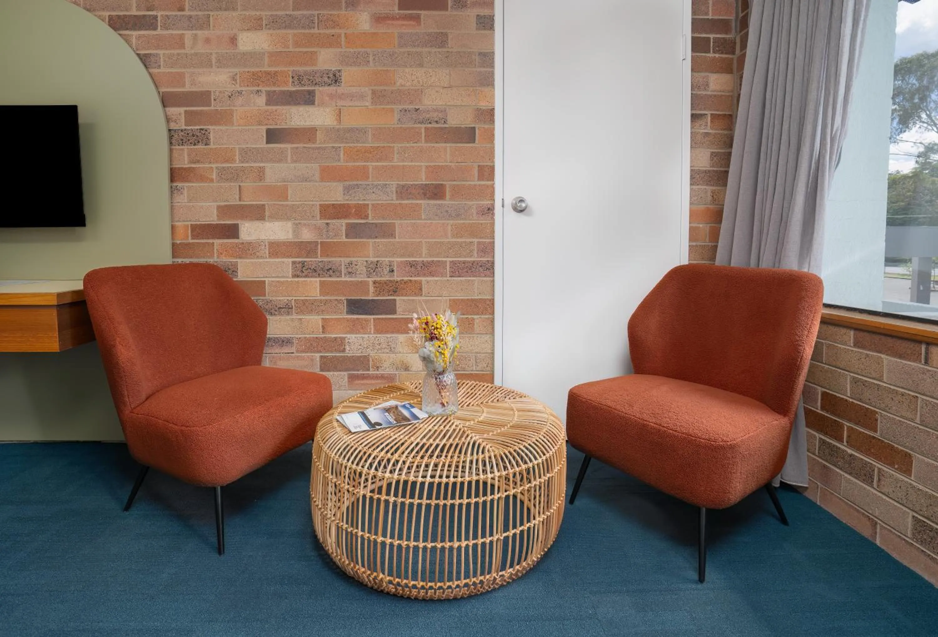 hair dresser in All Seasons Motel Armidale