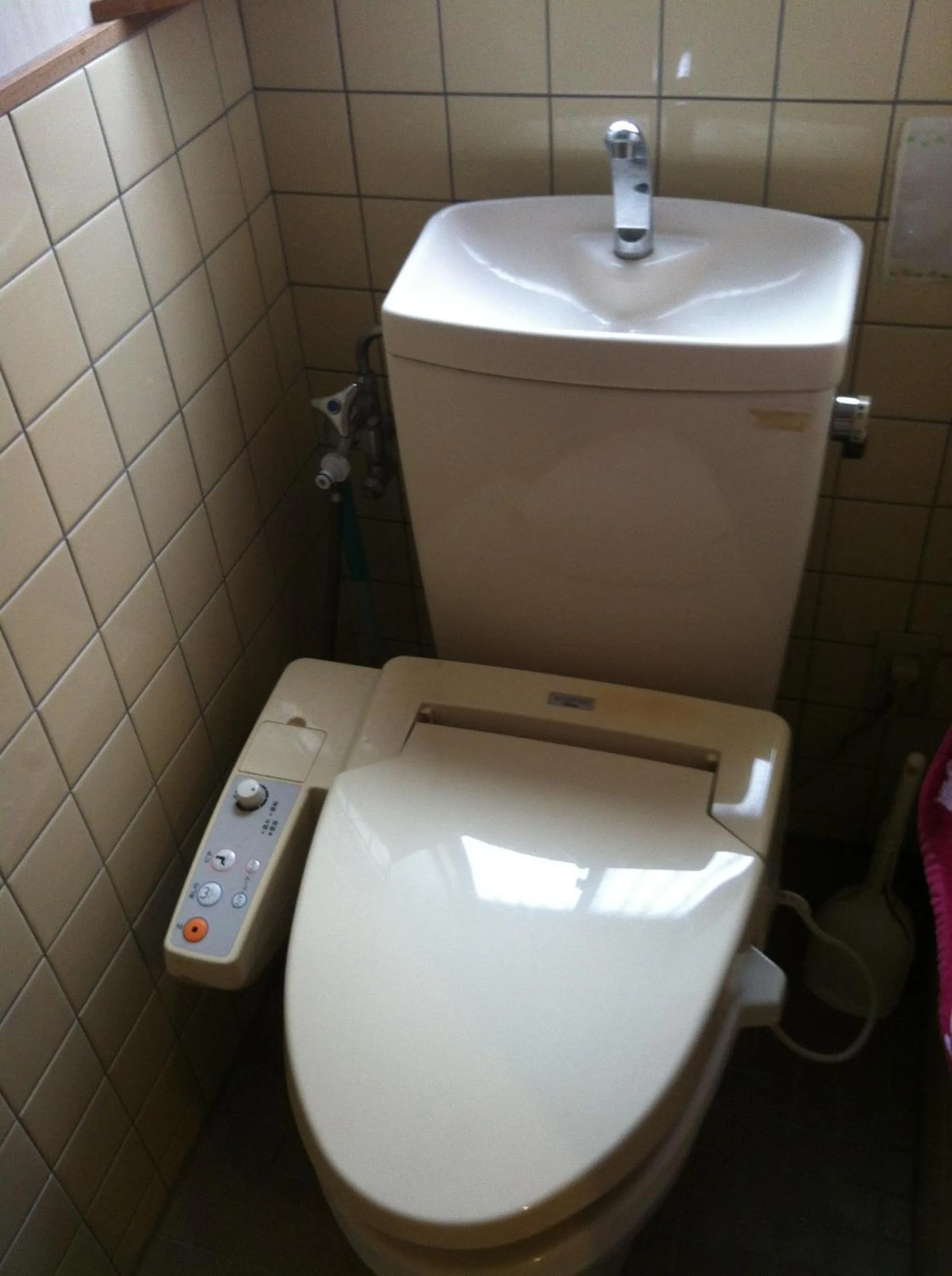 Toilet in Rakucho Ryokan