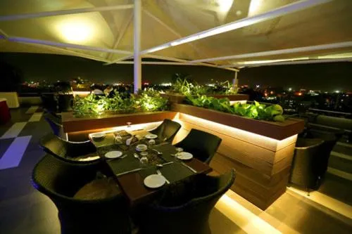 Restaurant/places to eat in SP Grand Days