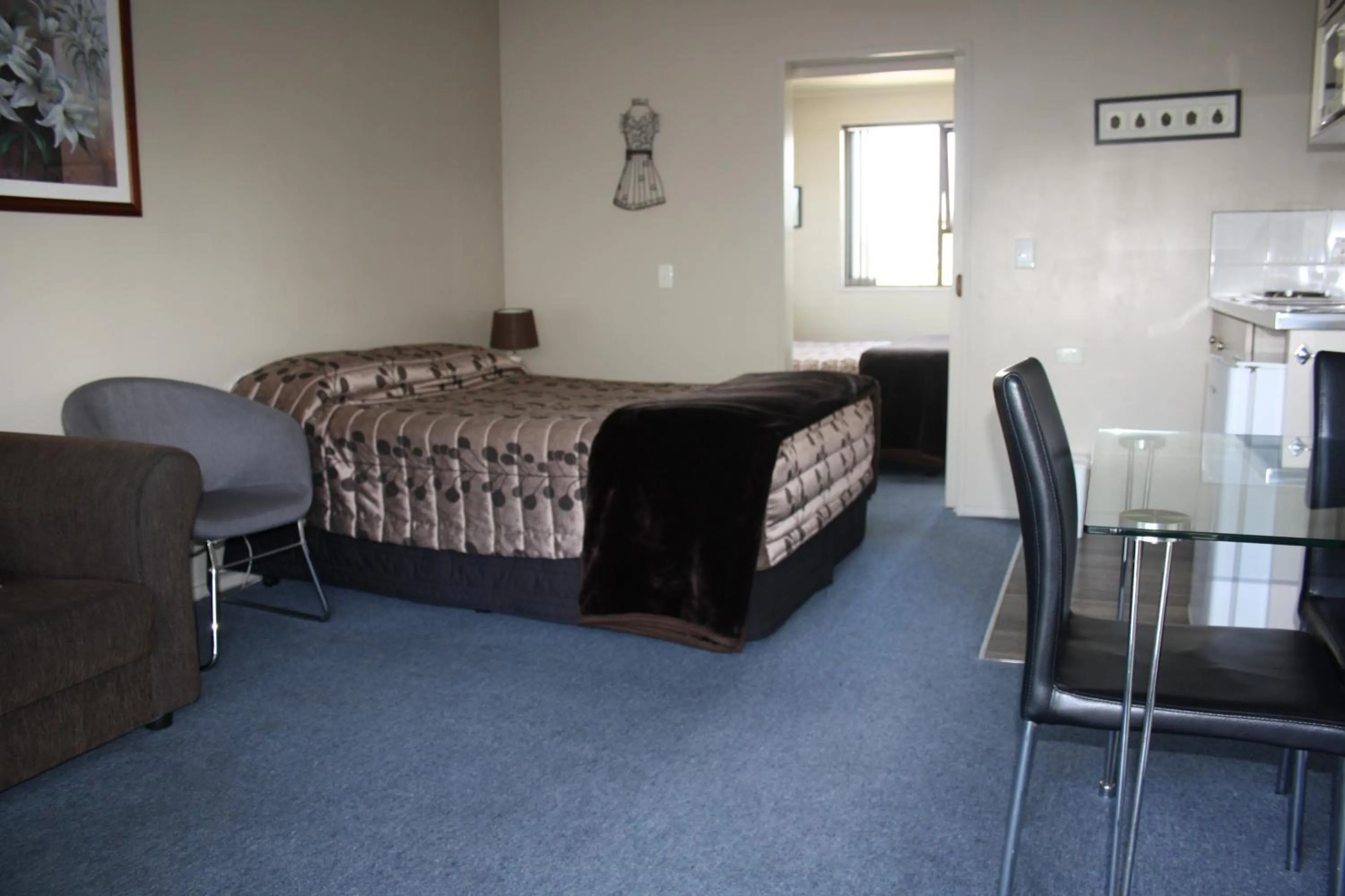 Bed in Ashbury Park Motel