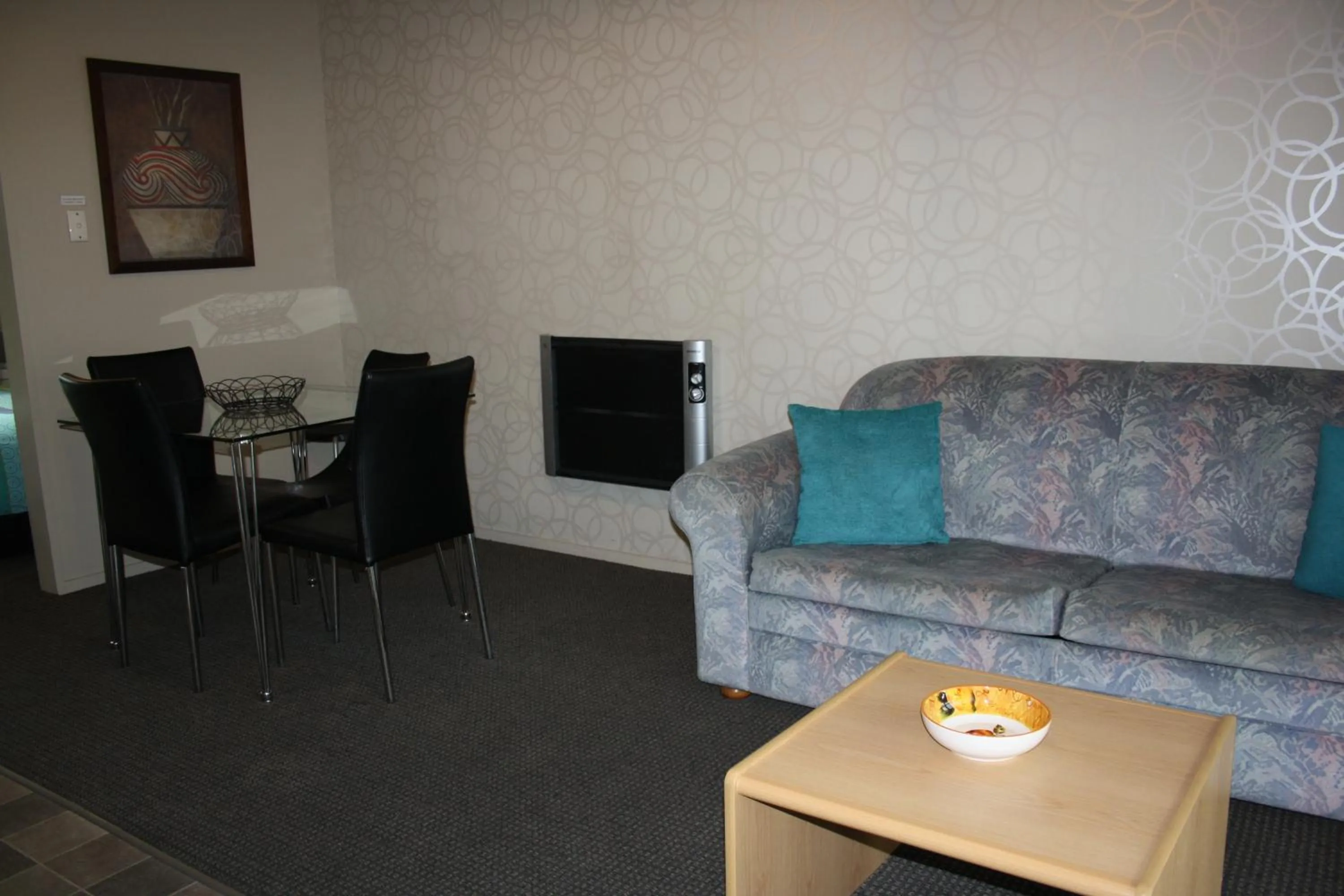 Living room in Ashbury Park Motel