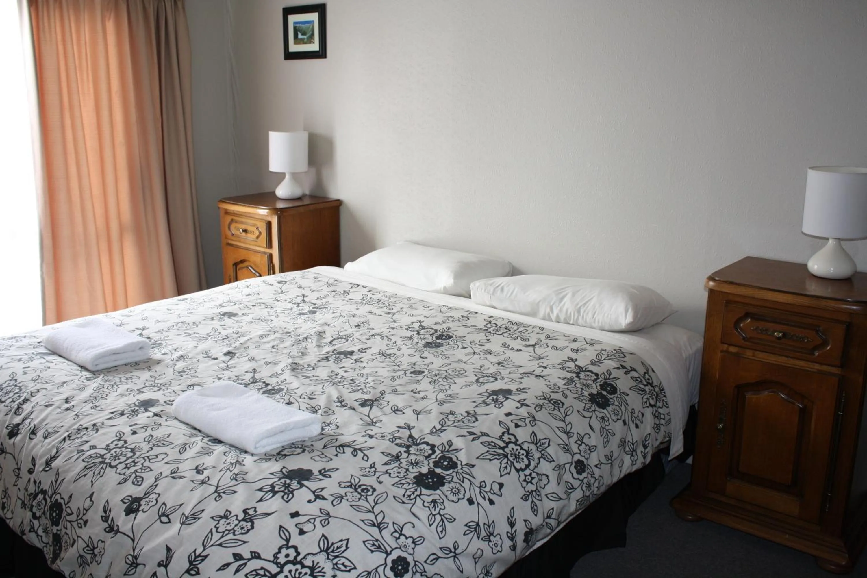 Bed in Ruapehu Mountain Motel & Lodge