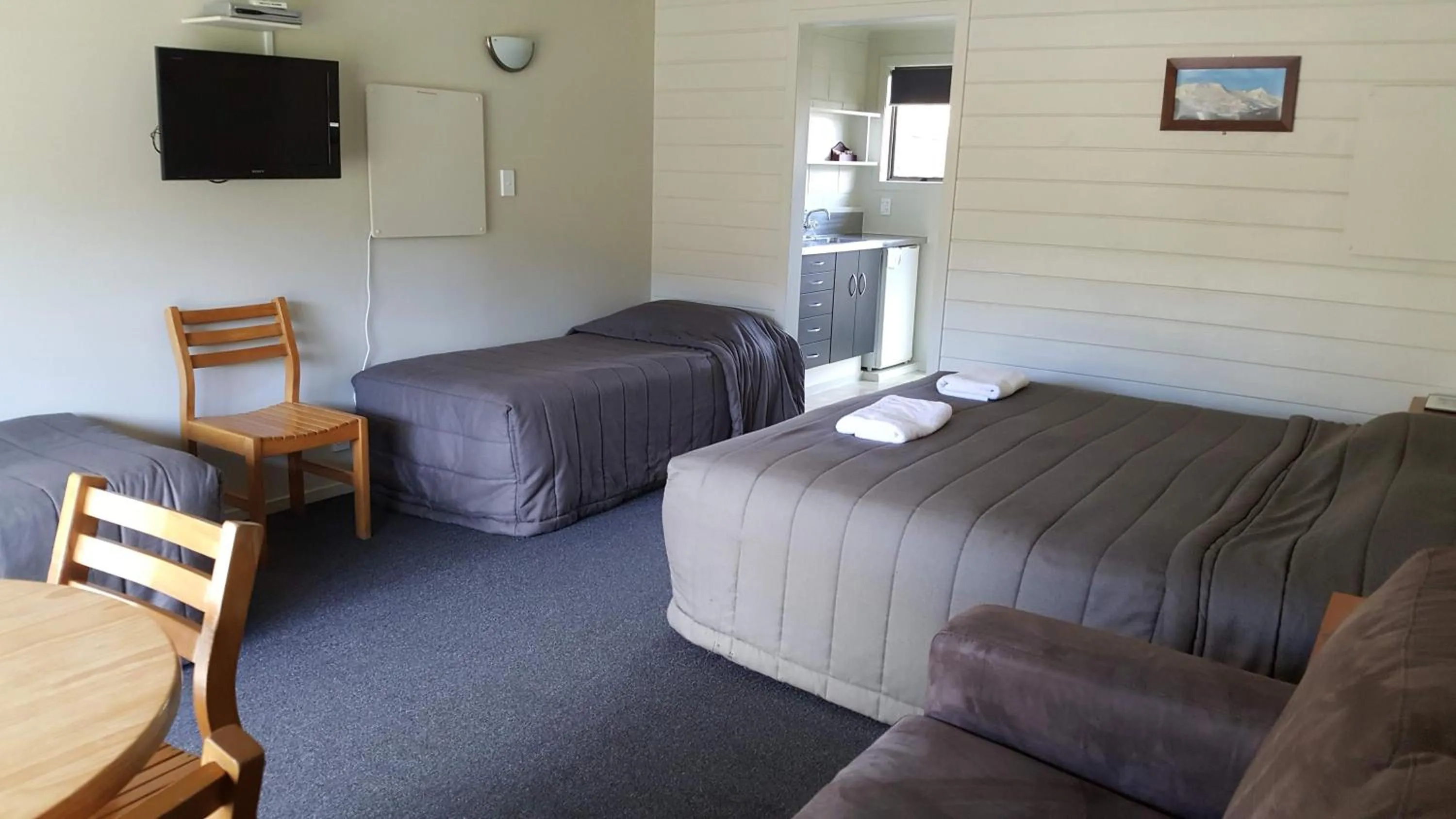 Bed in Ruapehu Mountain Motel & Lodge