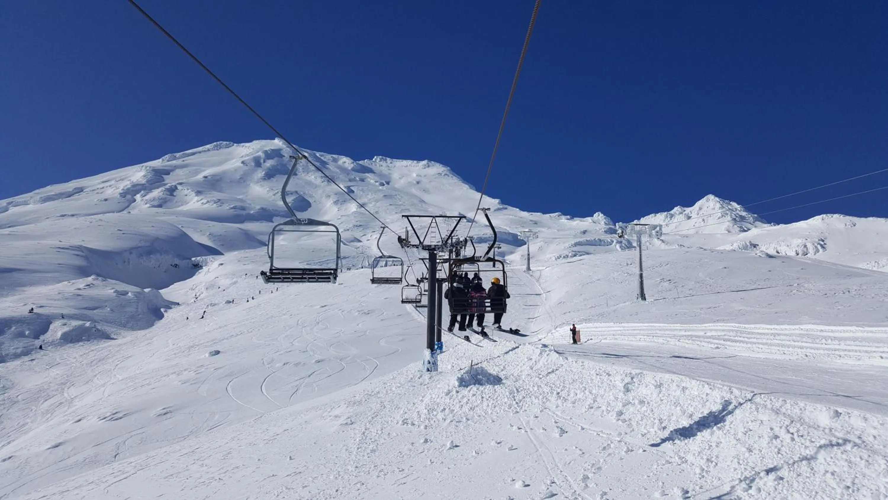 Skiing in Ruapehu Mountain Motel & Lodge