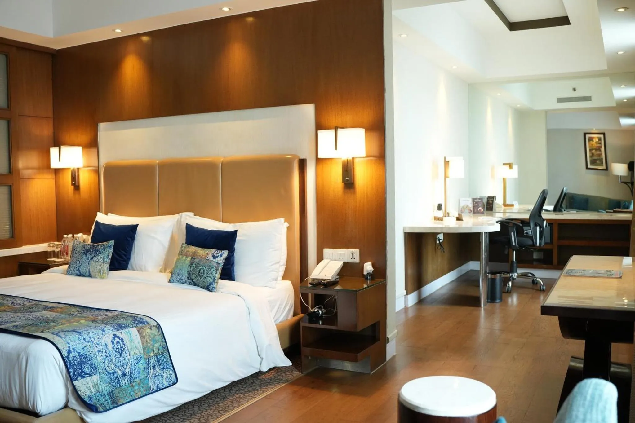 Bedroom, Bed in Crowne Plaza New Delhi Okhla by IHG