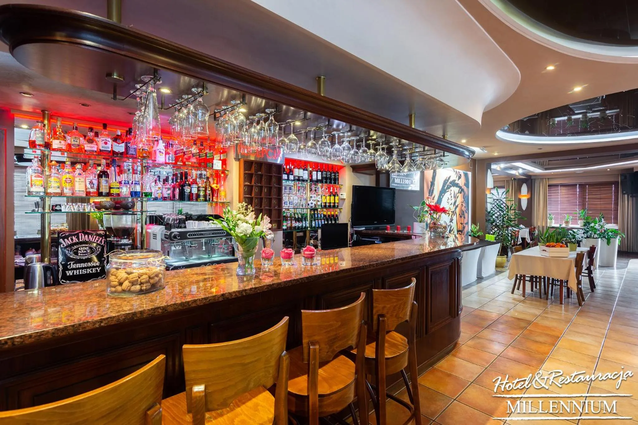 Food and drinks in Hotel Millennium