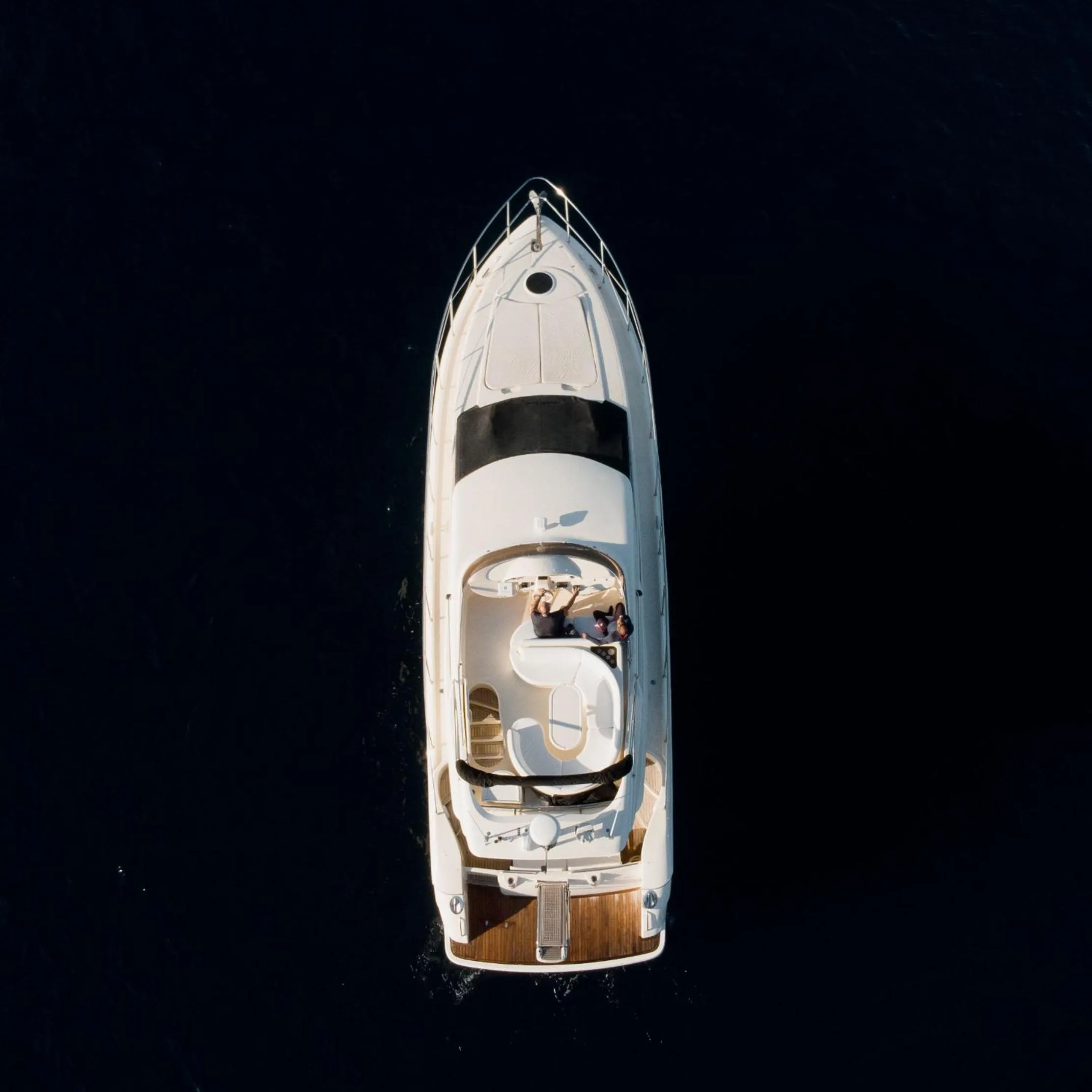 People in Los Olivos Beach Resort