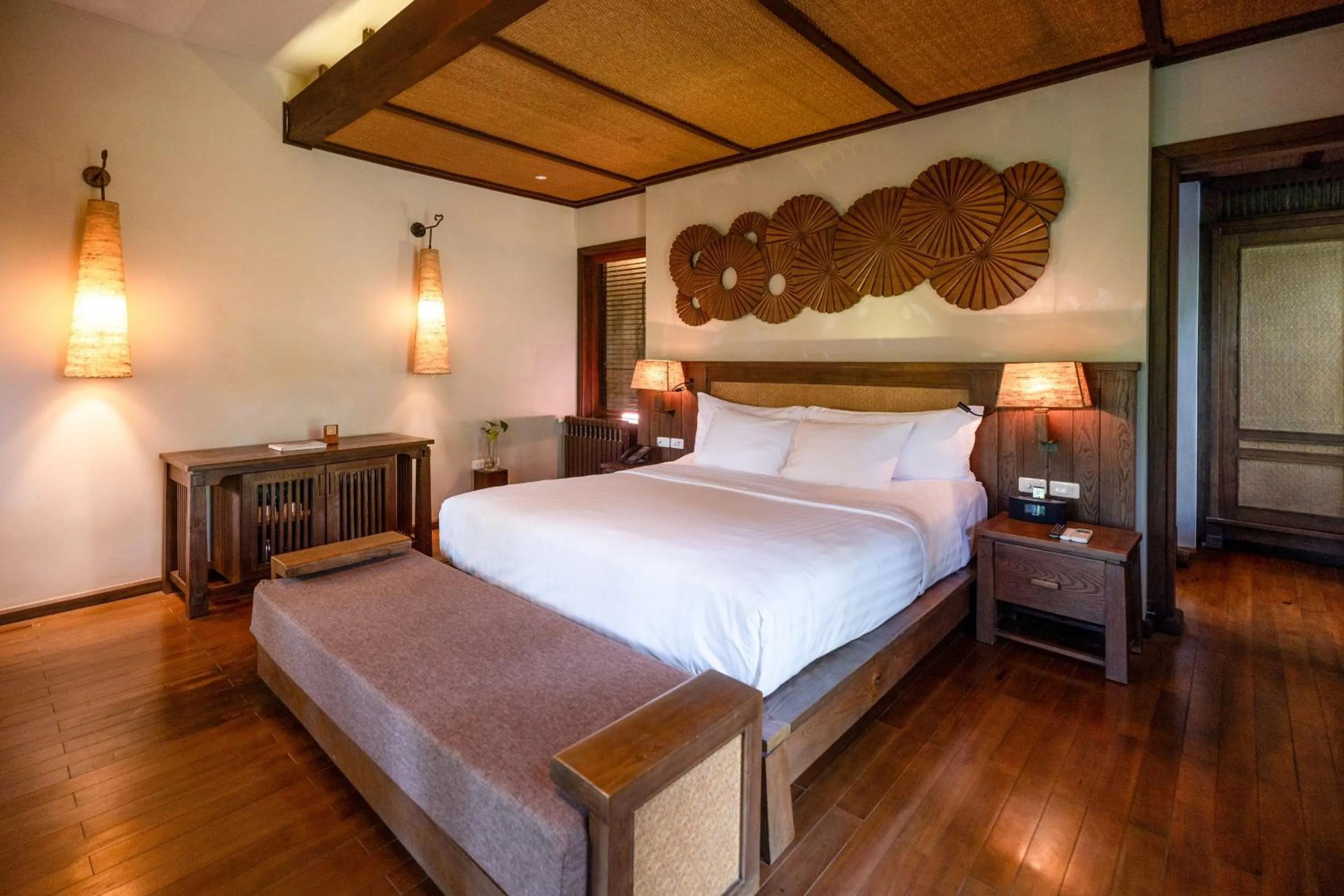 Bedroom, Bed in Melia Ba Vi Mountain Retreat