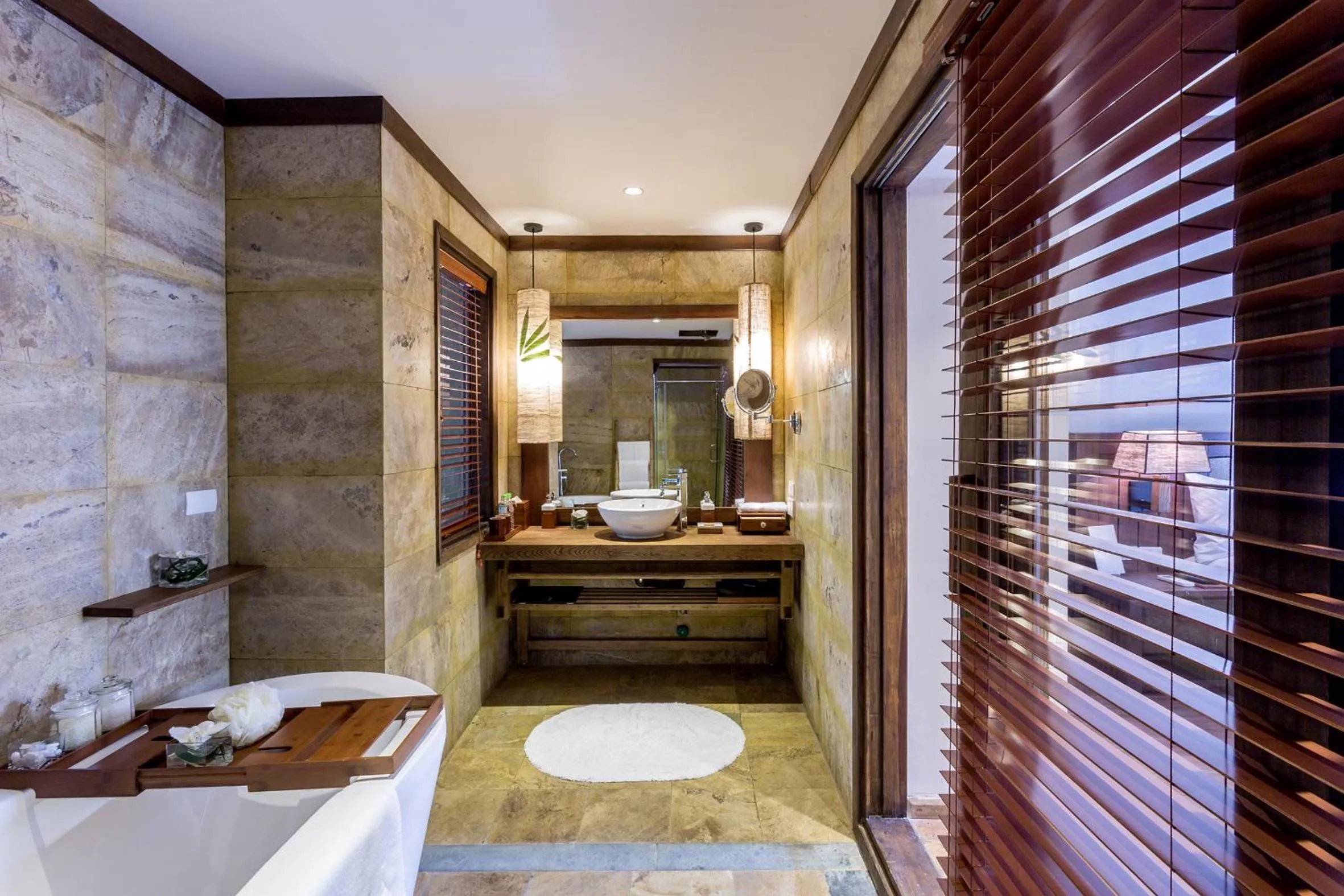 Bathroom in Melia Ba Vi Mountain Retreat