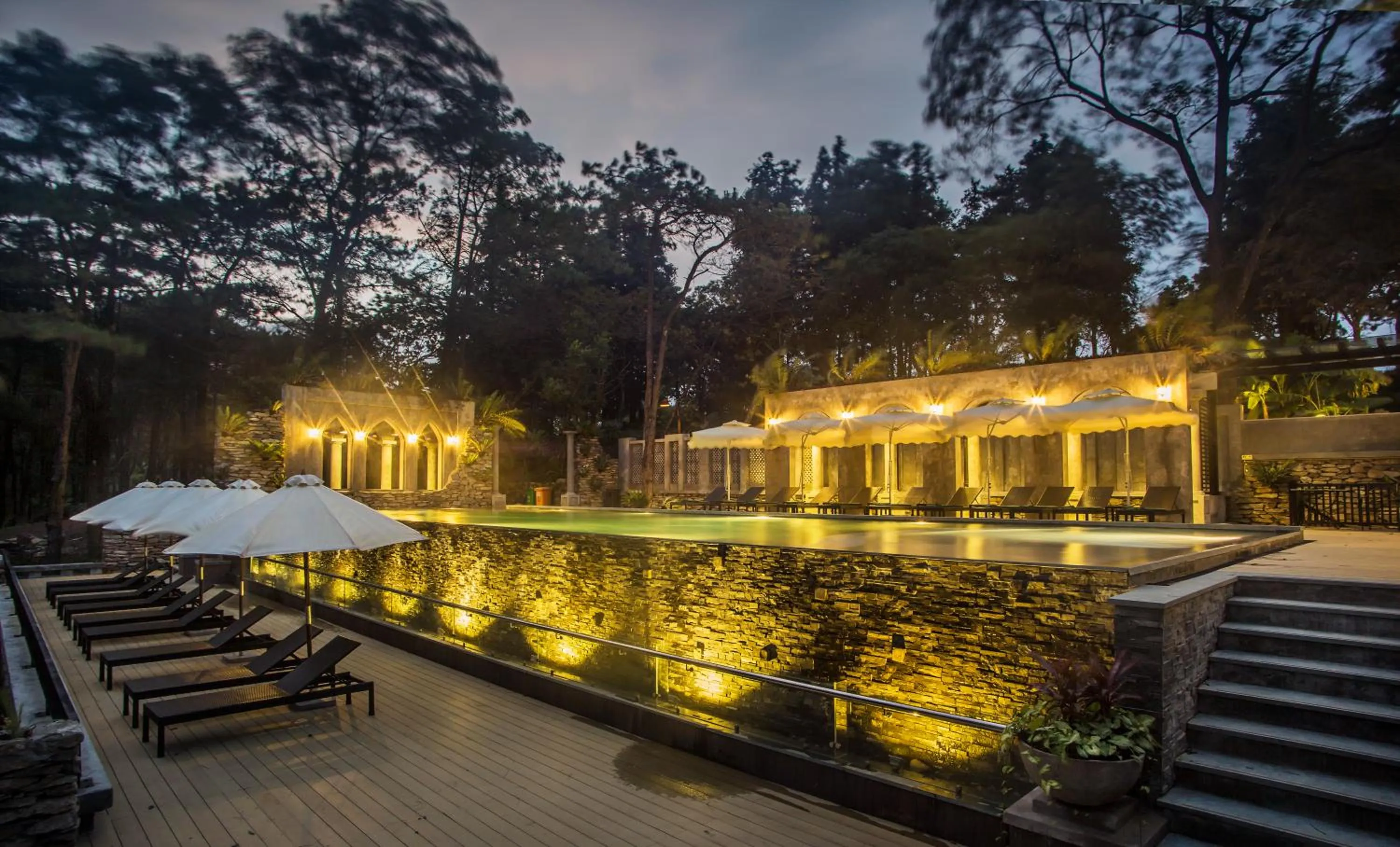 Swimming pool in Melia Ba Vi Mountain Retreat