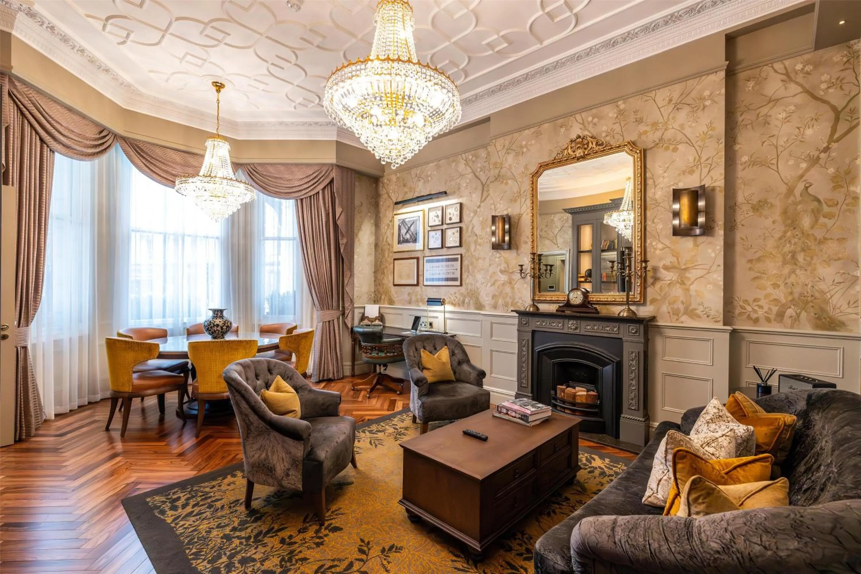 Living room in 100 Queen's Gate Hotel London Kensington, Curio Collection by Hilton